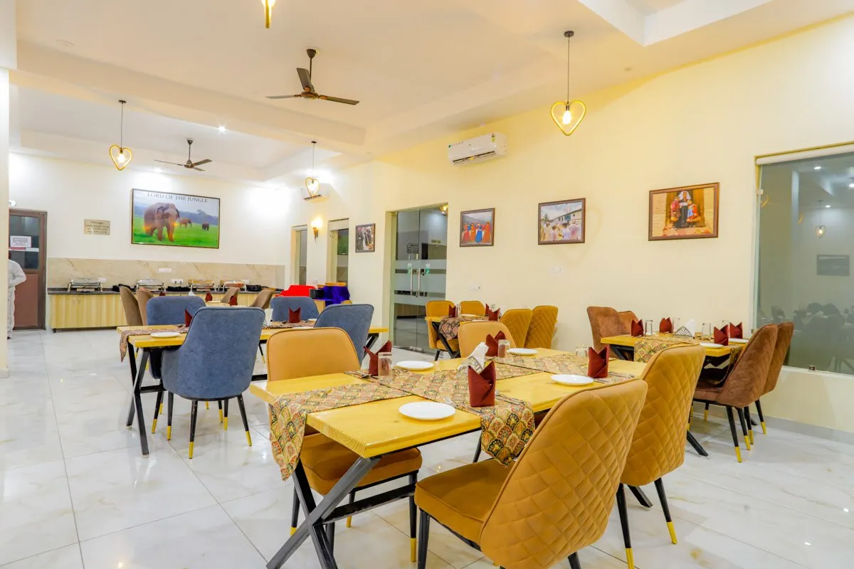 Corbett Tranquil Tiger Resort Restaurant
