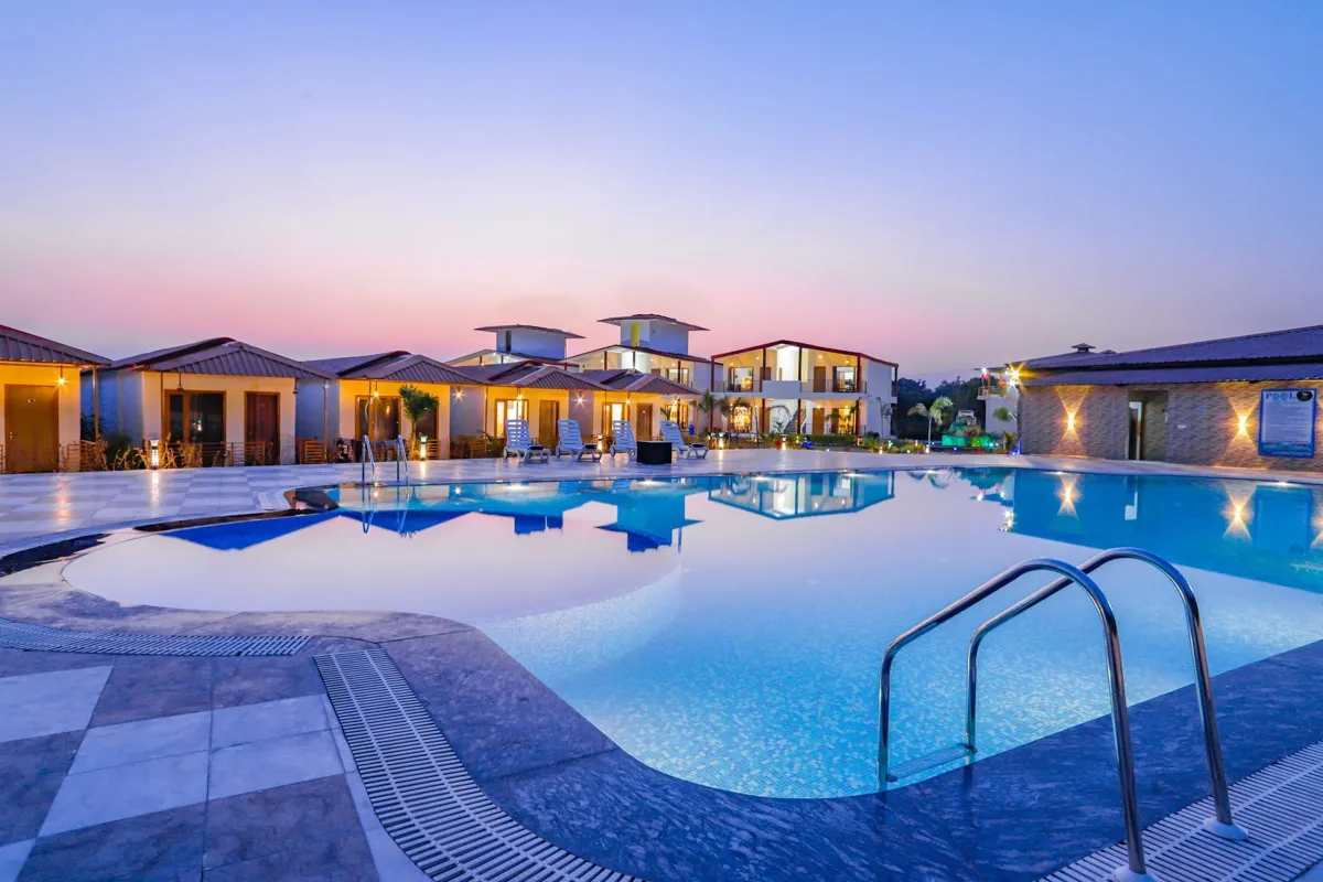 Corbett Tranquil Tiger Resort Swimming Pool