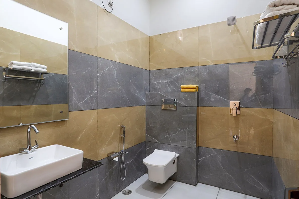 Corbett Tranquil Tiger Resort Washroom