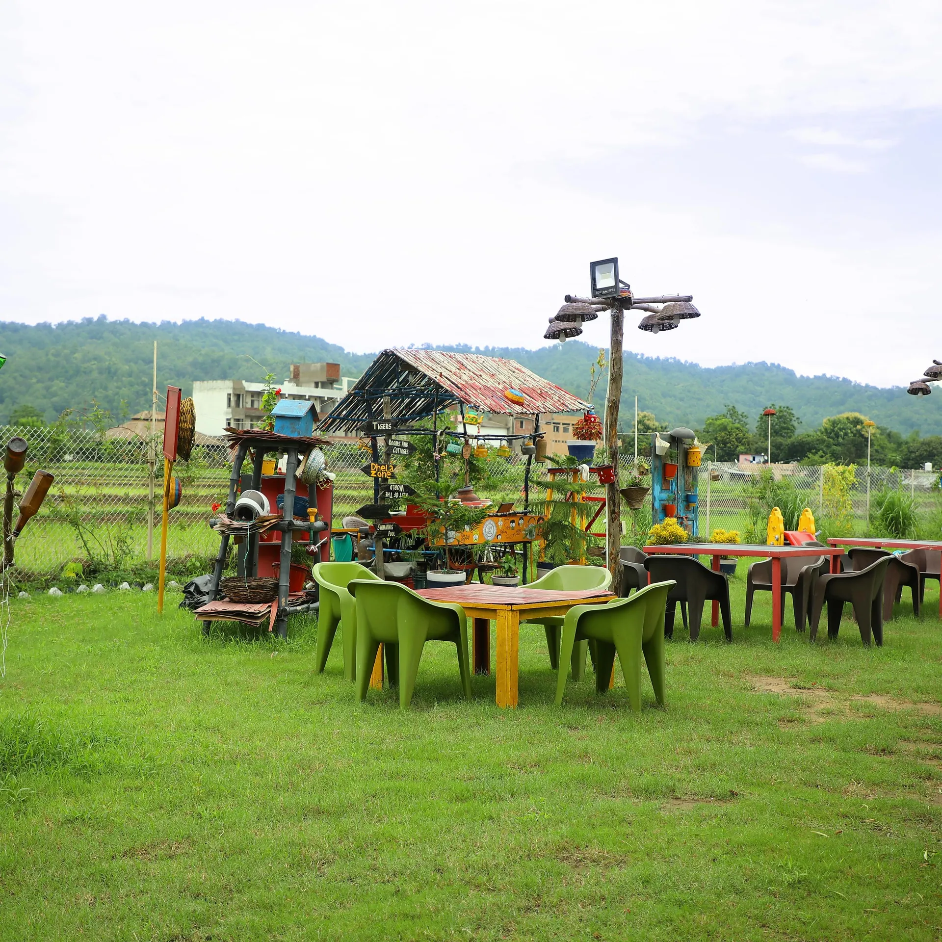 Corbett Treat Resort  Garden