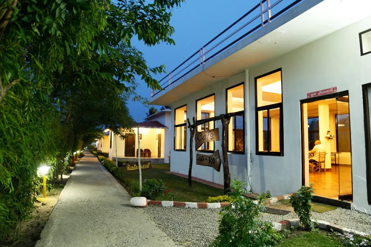 Corbett Treat Resort  Outdoors