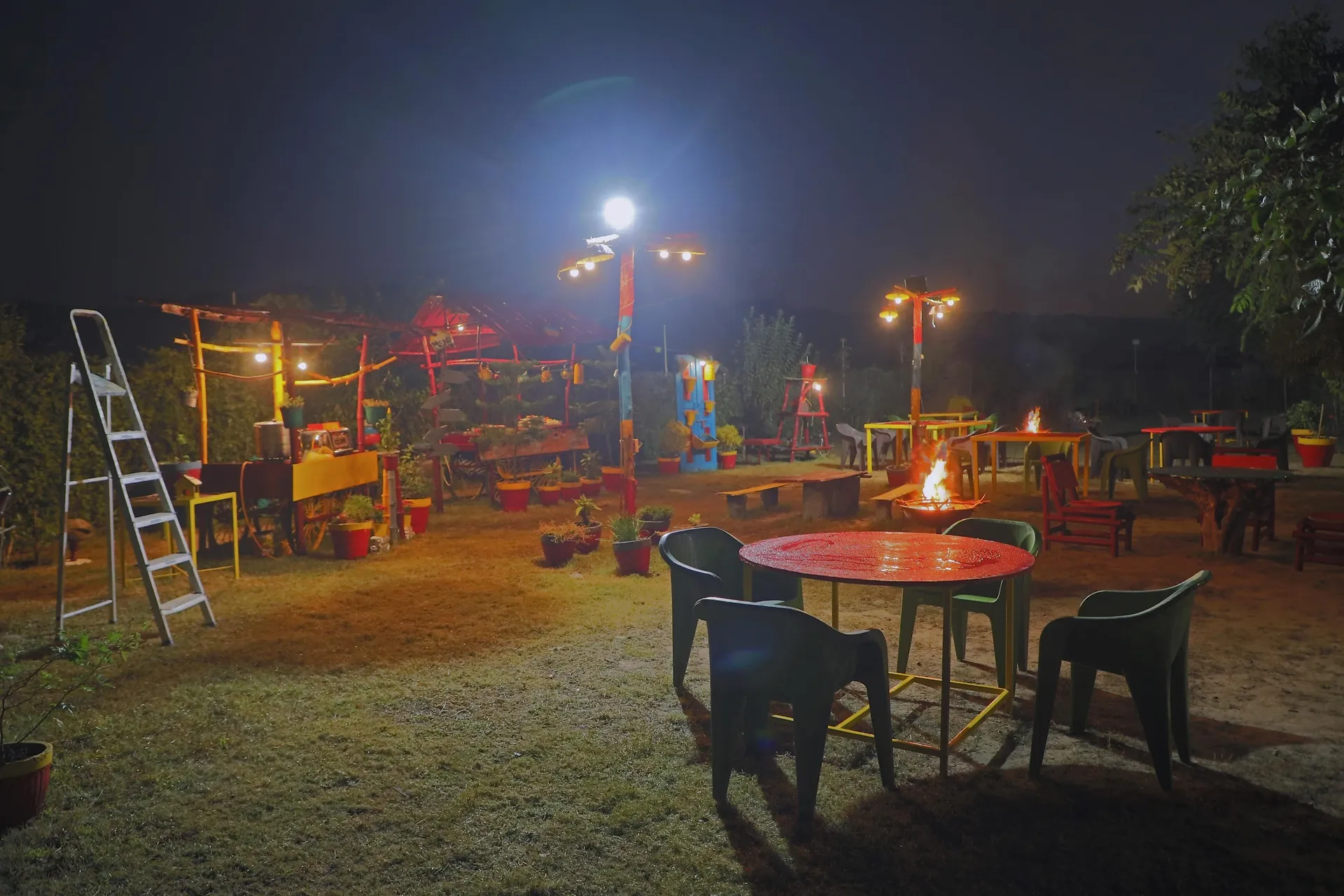 Corbett Treat Resort  Outdoors