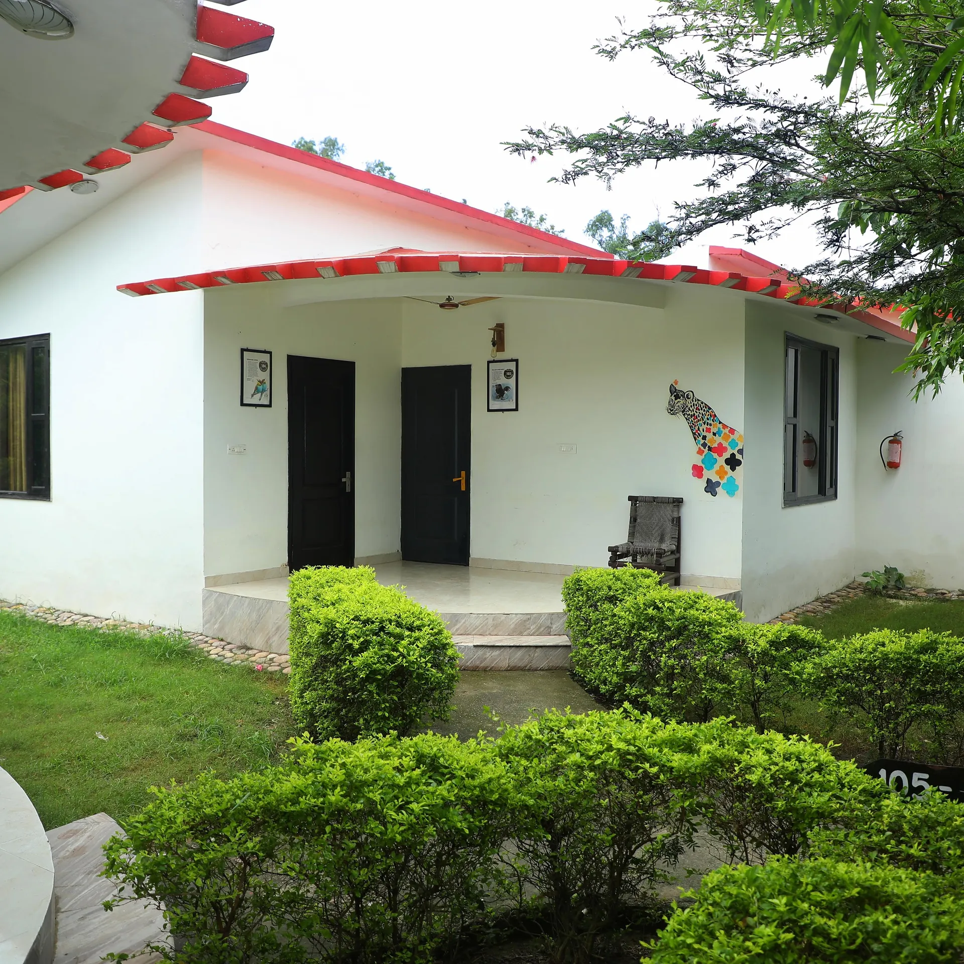 Corbett Treat Resort  Room