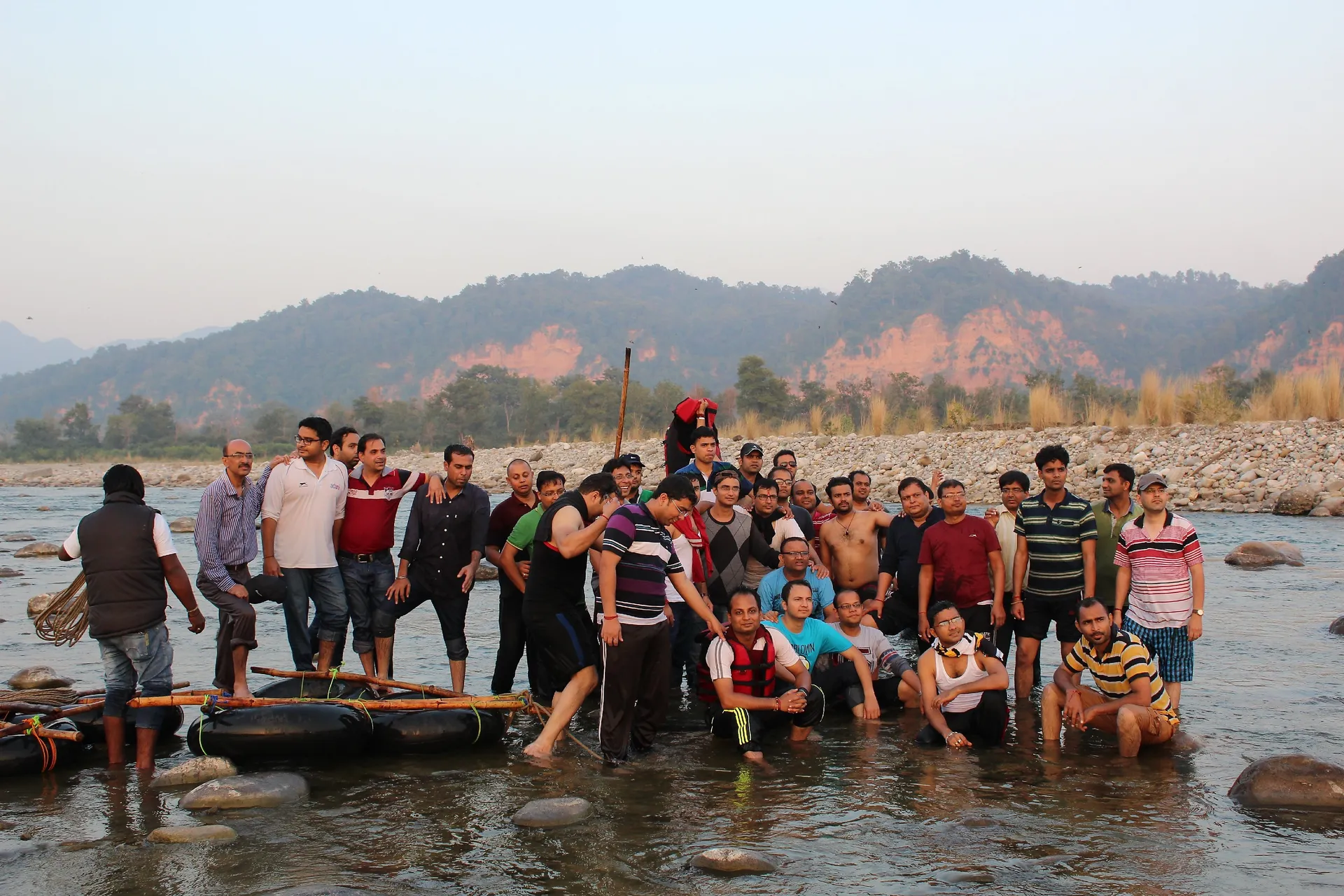 Corbett Wild Resort-A River Access Property Outdoors