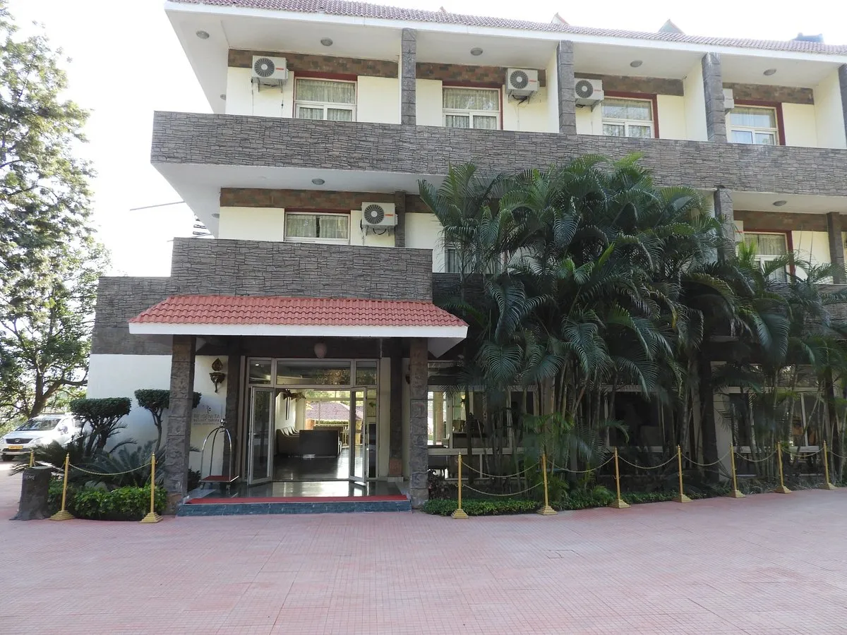 Country Inn Tarika Riverside Resort, Jim Corbett Entrance