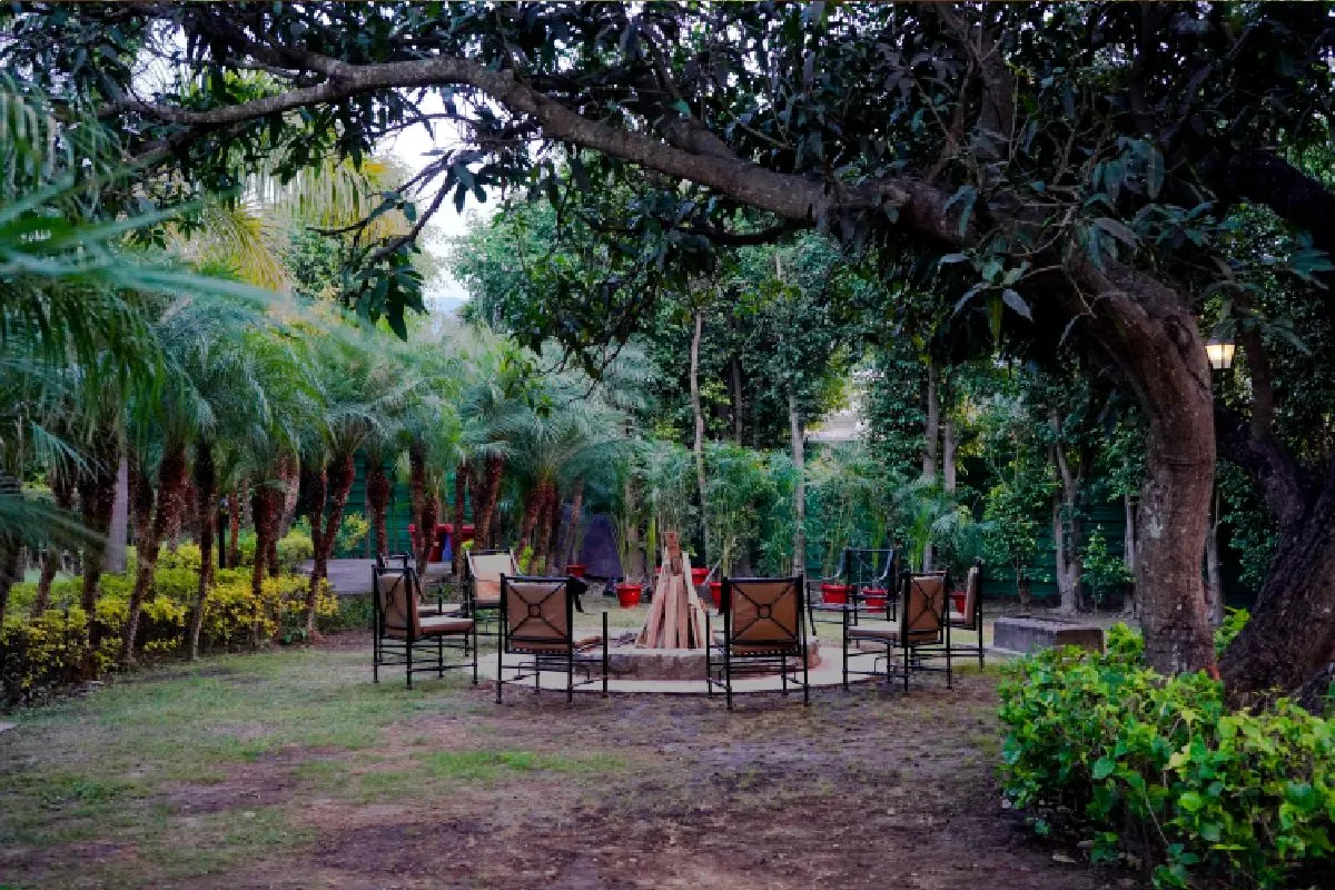 Country Inn Tarika Riverside Resort, Jim Corbett Outdoors