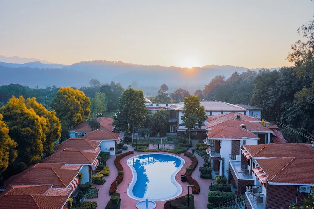Country Inn Tarika Riverside Resort, Jim Corbett Outdoors
