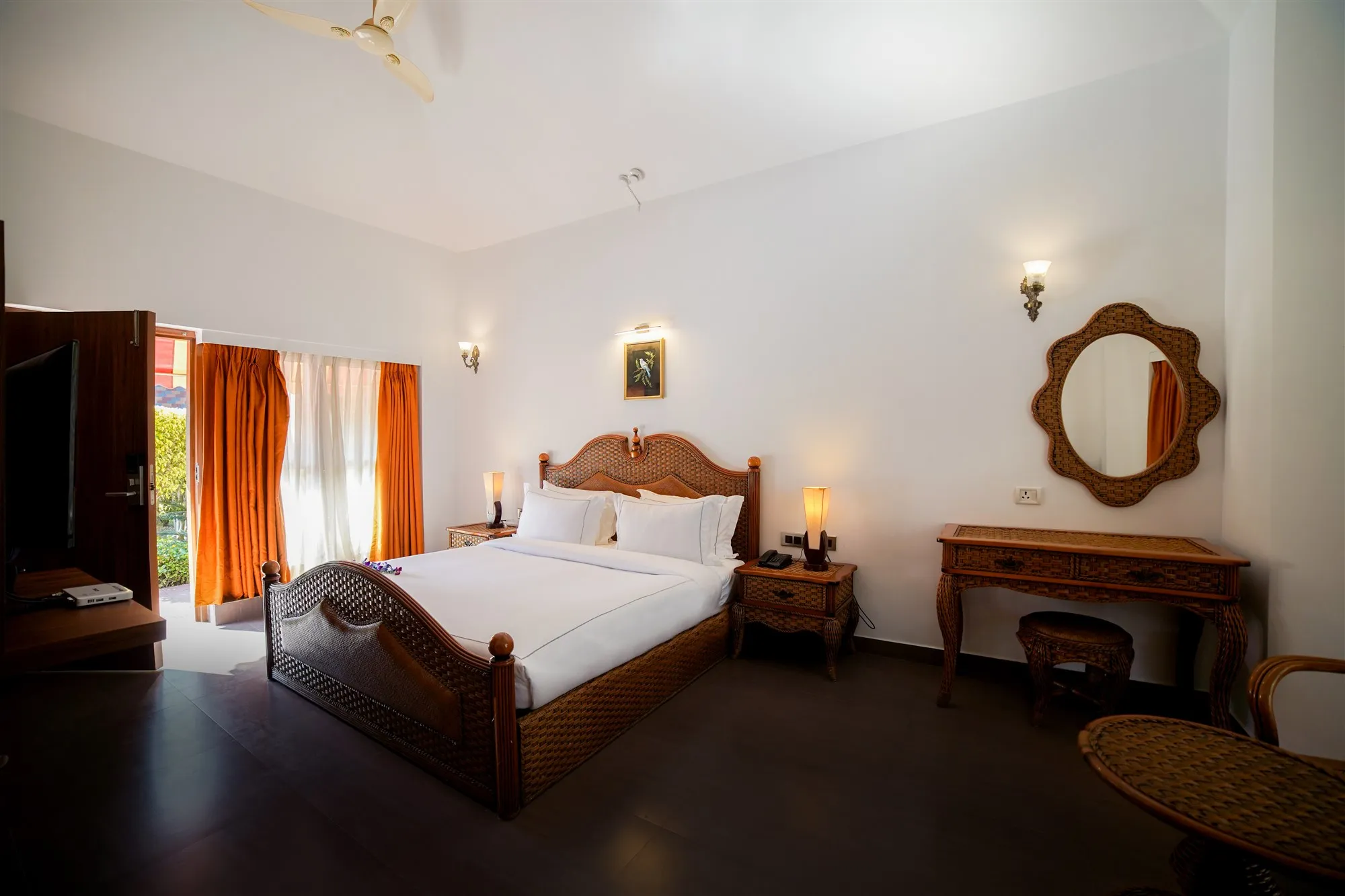 Country Inn Tarika Riverside Resort, Jim Corbett Room