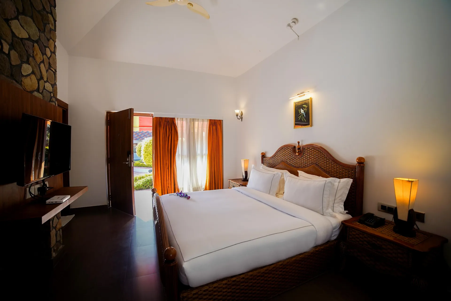 Country Inn Tarika Riverside Resort, Jim Corbett Room