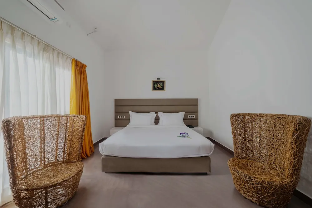 Country Inn Tarika Riverside Resort, Jim Corbett Room