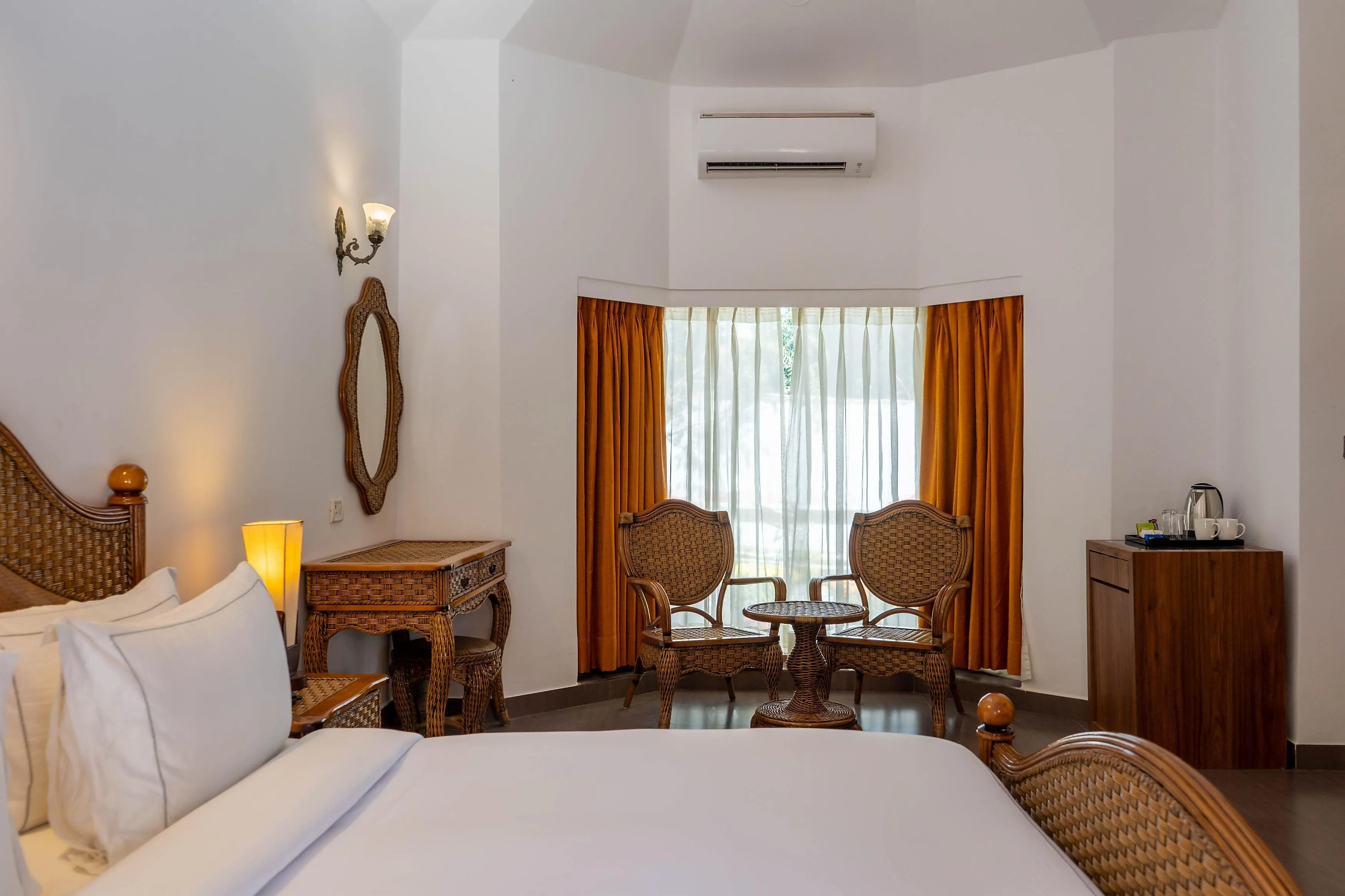 Country Inn Tarika Riverside Resort, Jim Corbett Room