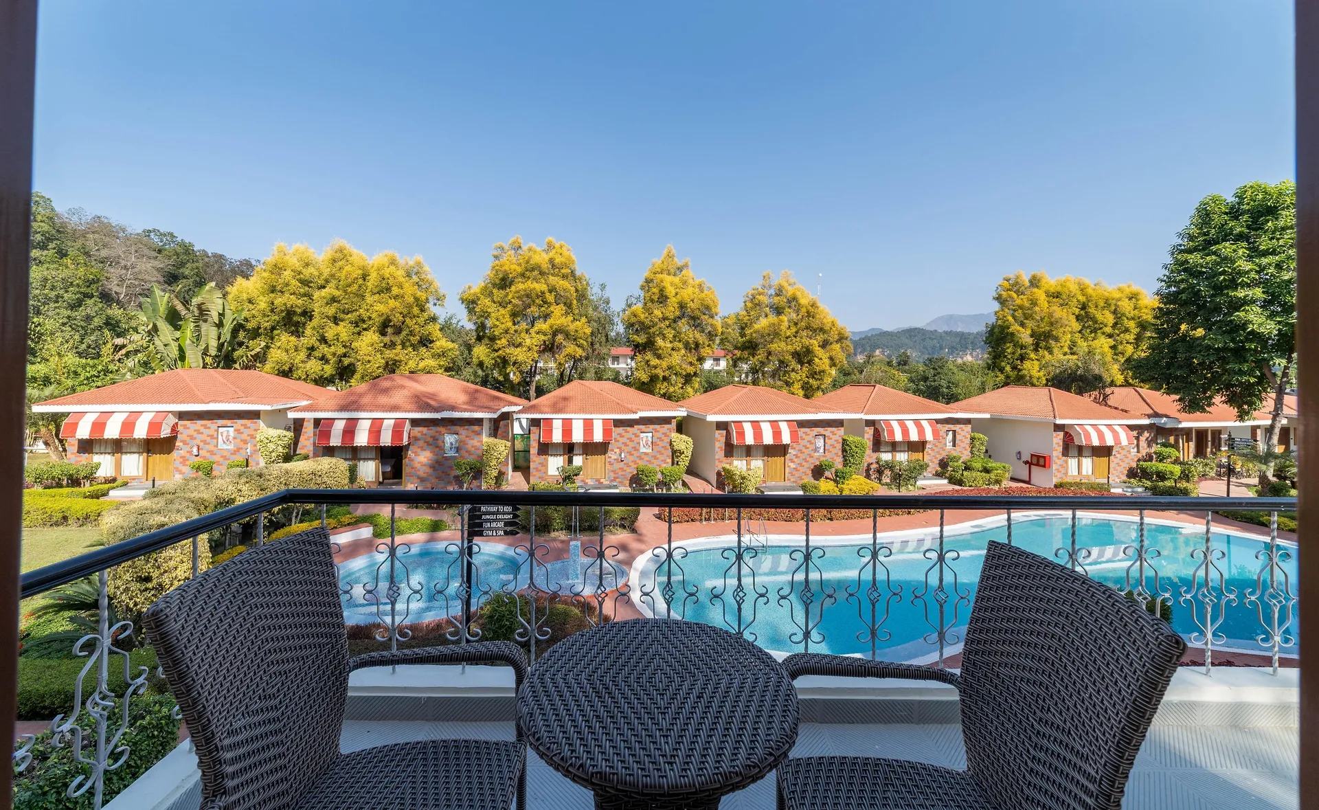 Country Inn Tarika Riverside Resort, Jim Corbett Swimming Pool