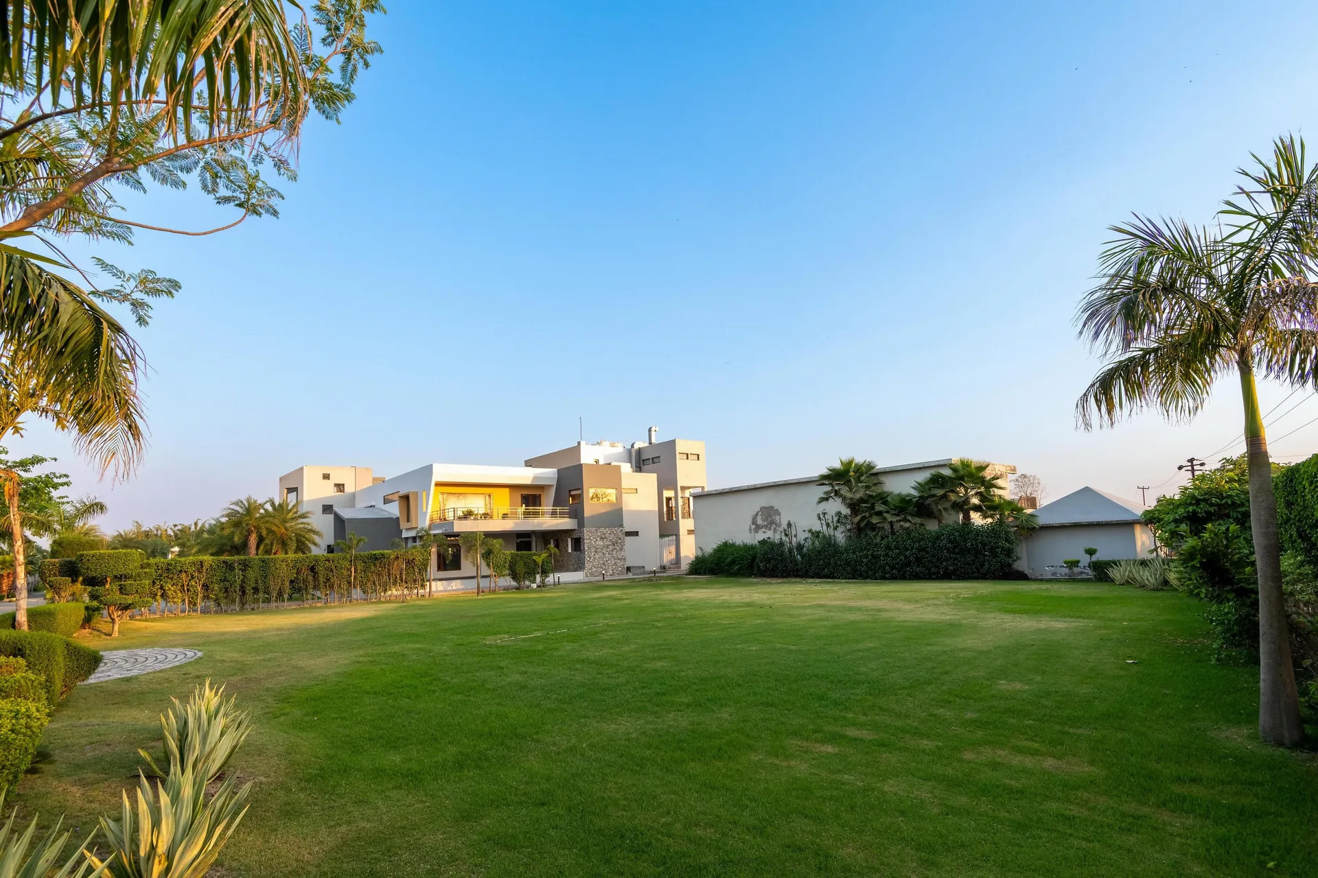 DLS Forest Vines Resort and Spa Garden