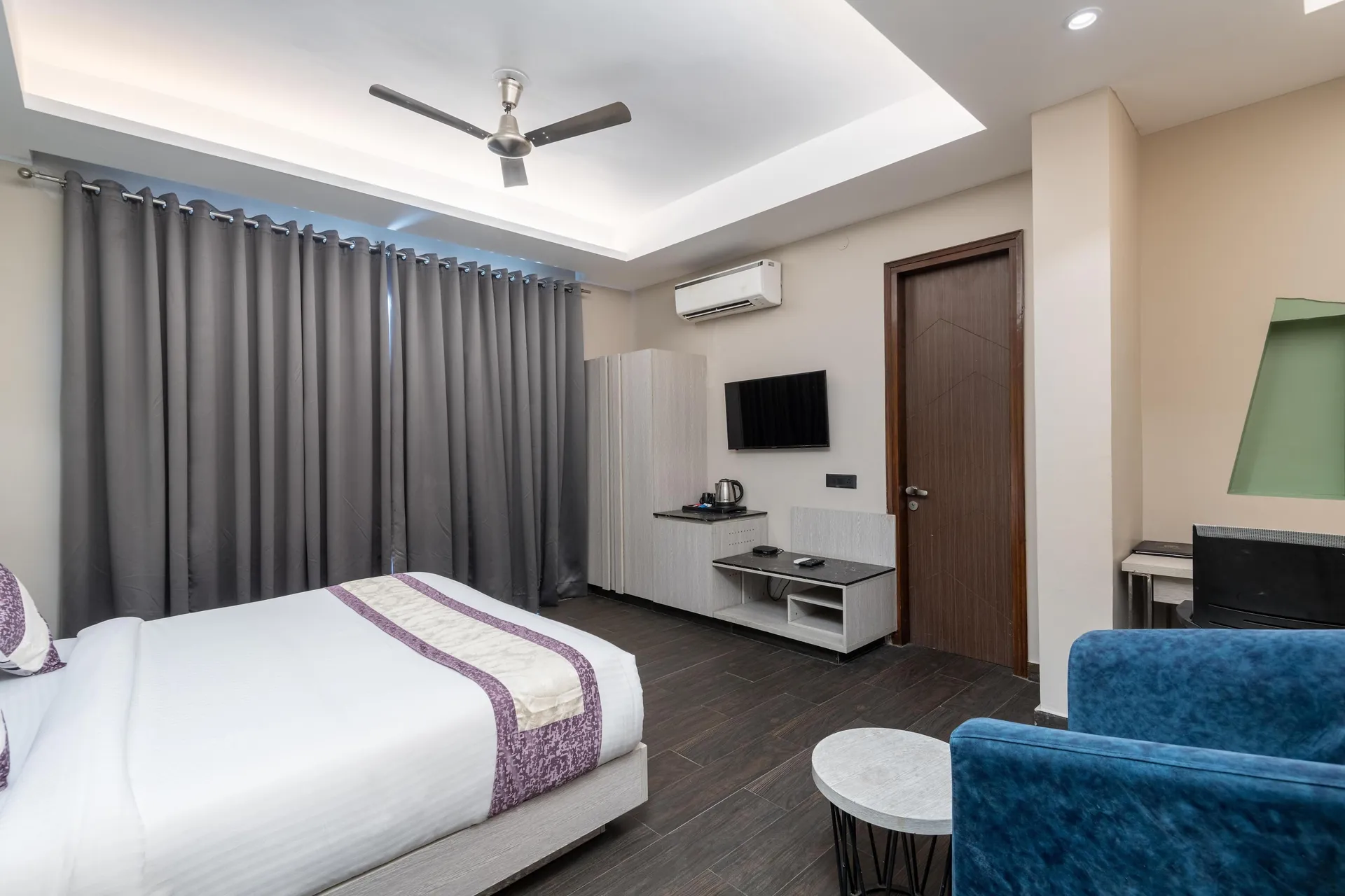 DLS Forest Vines Resort and Spa Room