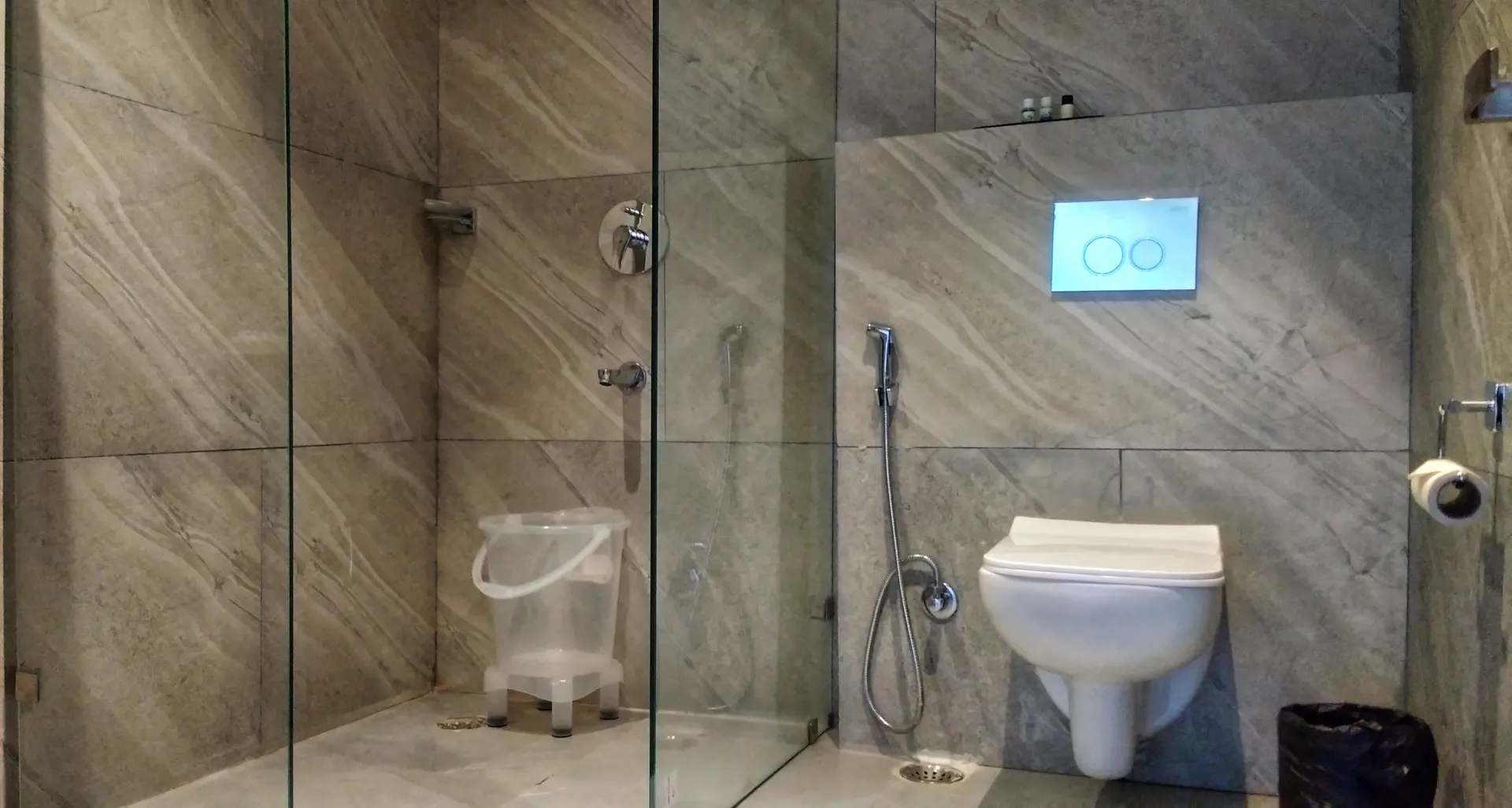 Iris Lite Room
