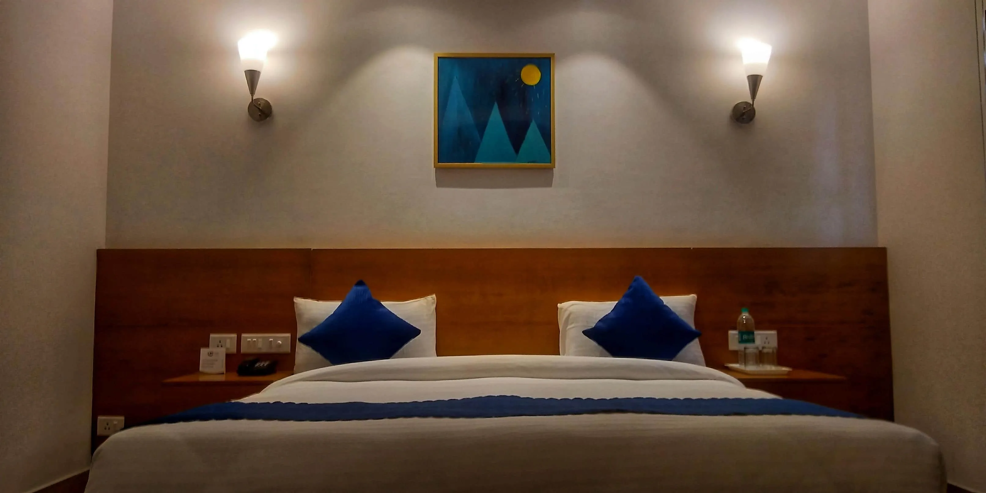 Iris Lite Room