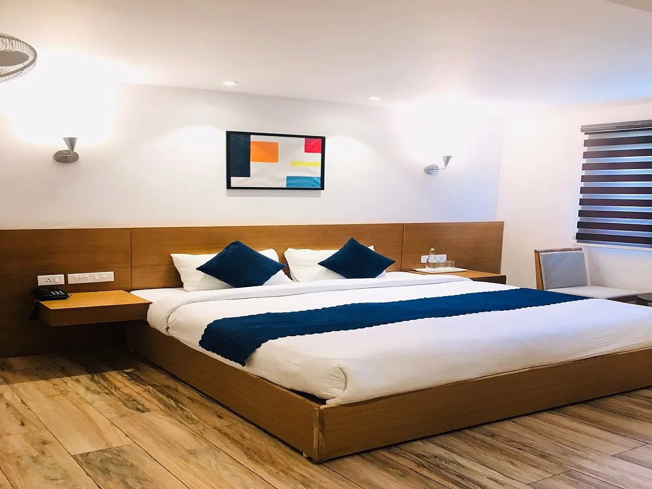 Iris Lite Room
