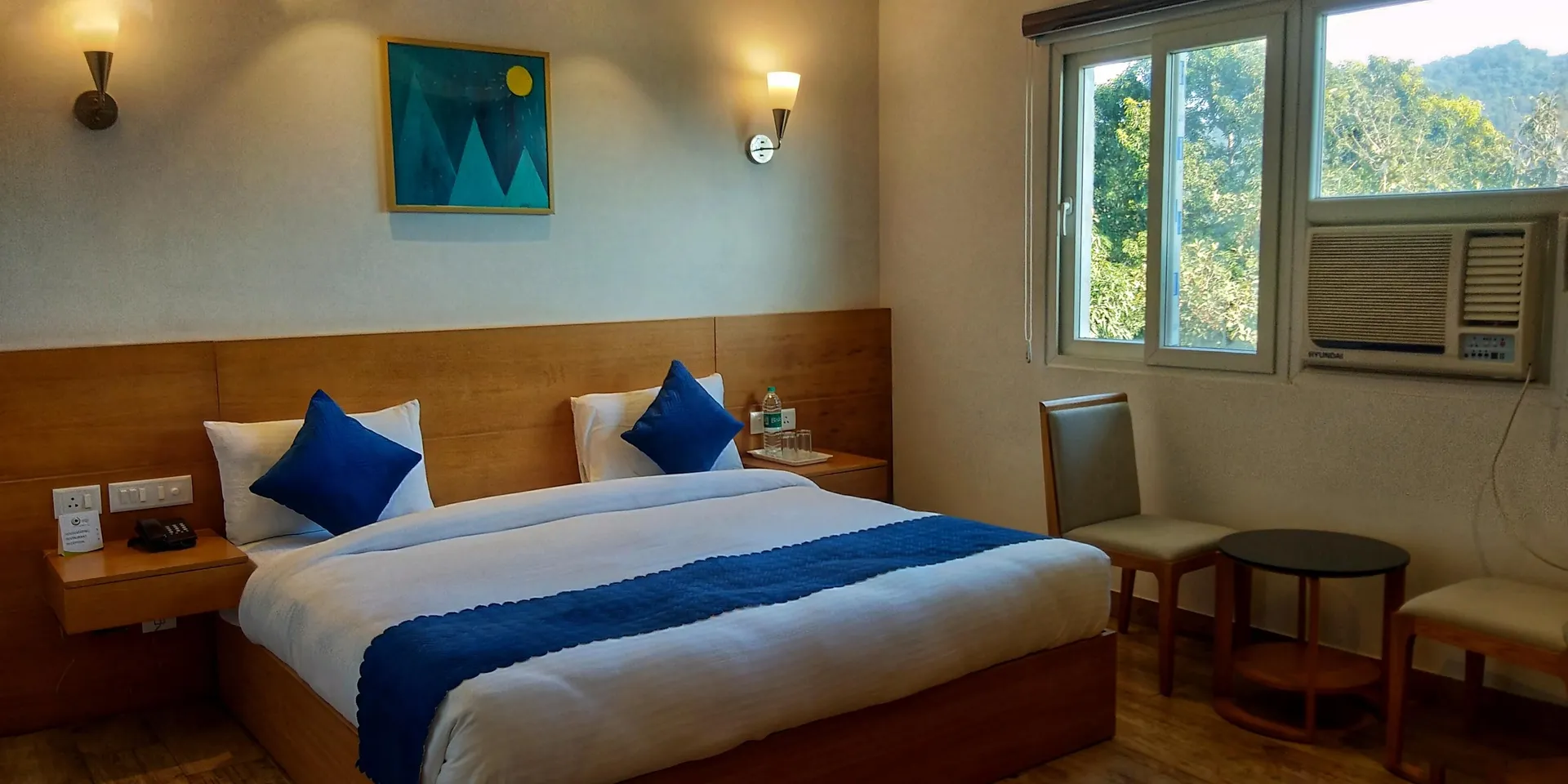 Iris Lite Room