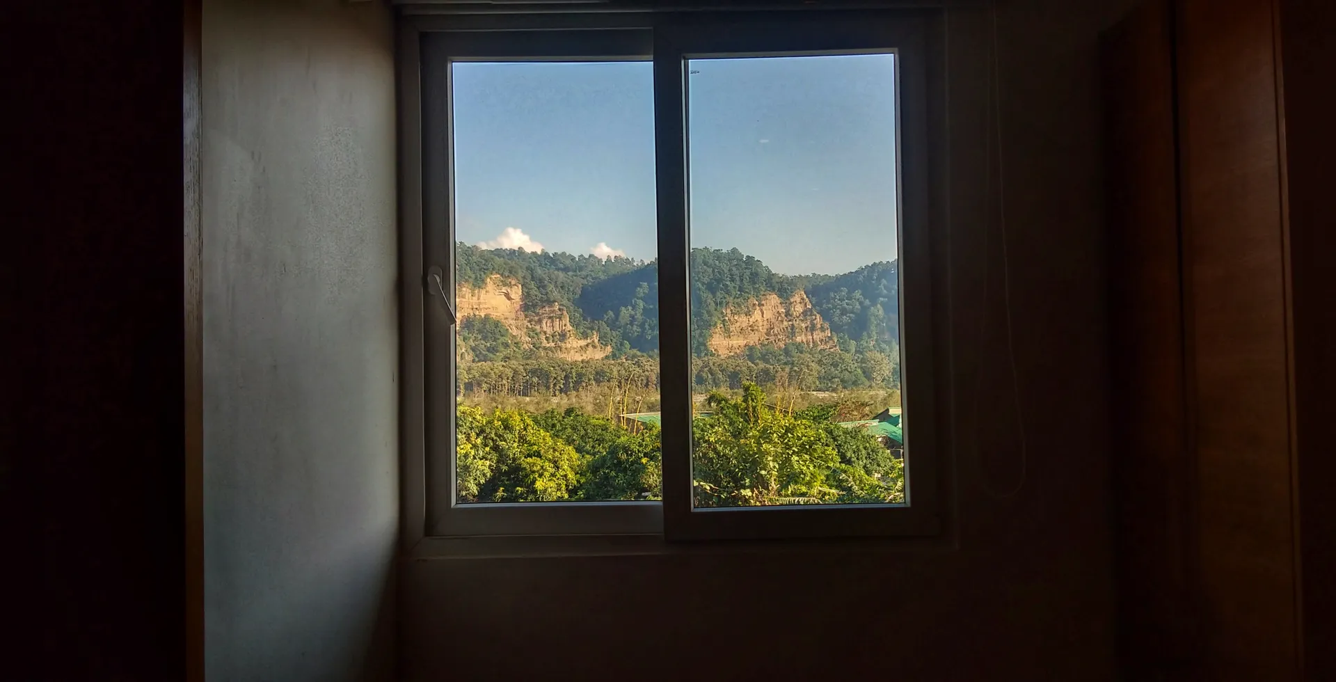 Iris Lite Room