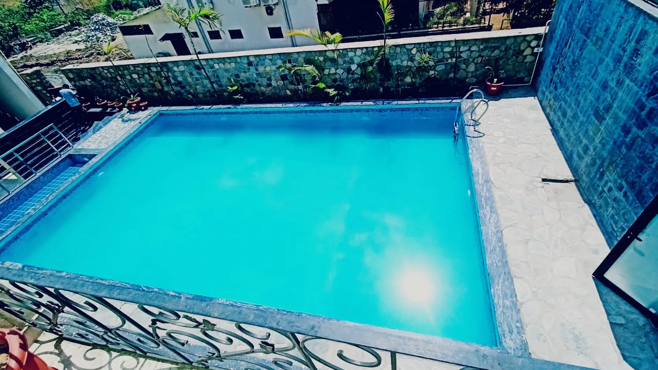 Iris Lite Swimming Pool