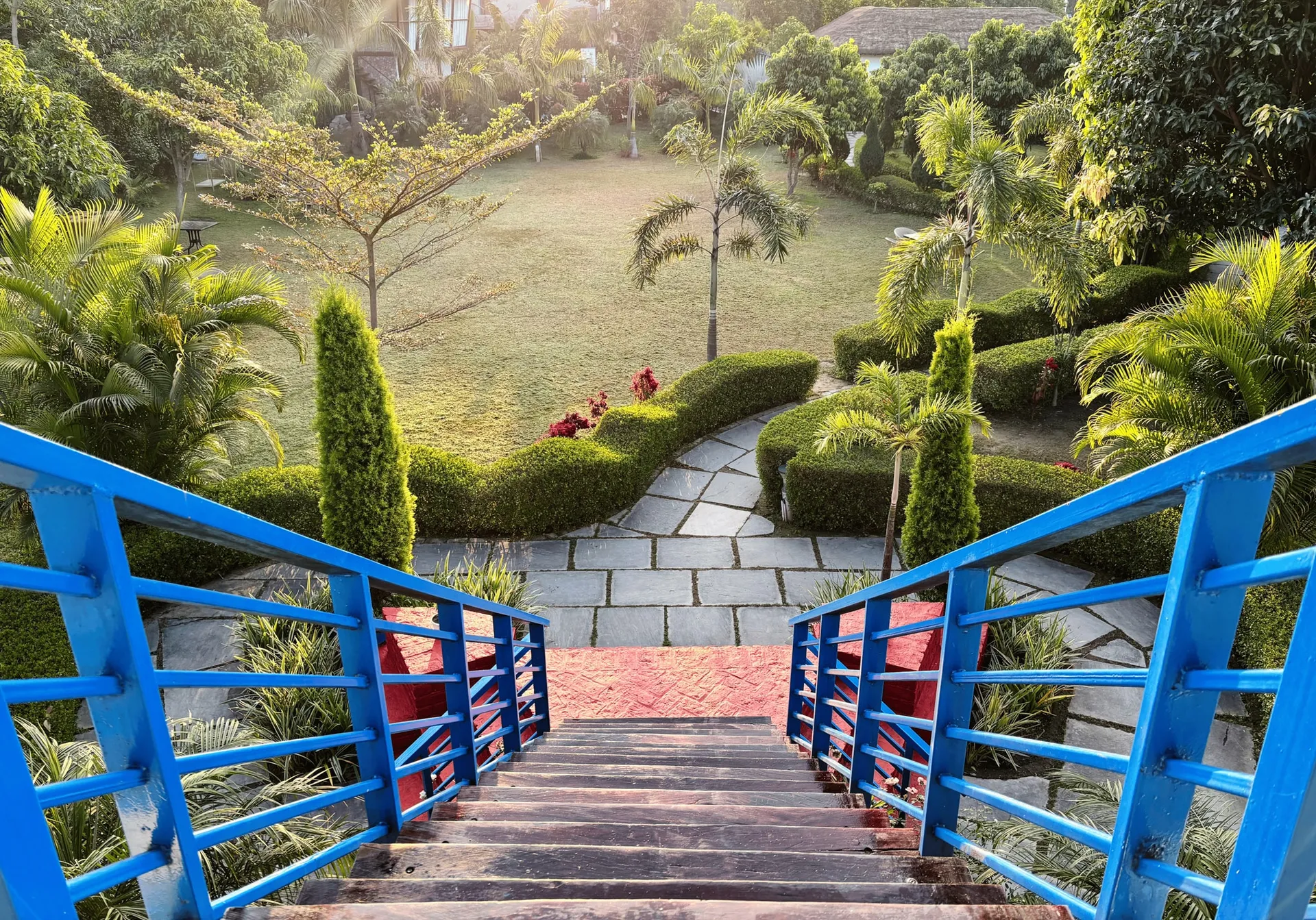 juSTa Lazy Haven, Corbett Garden