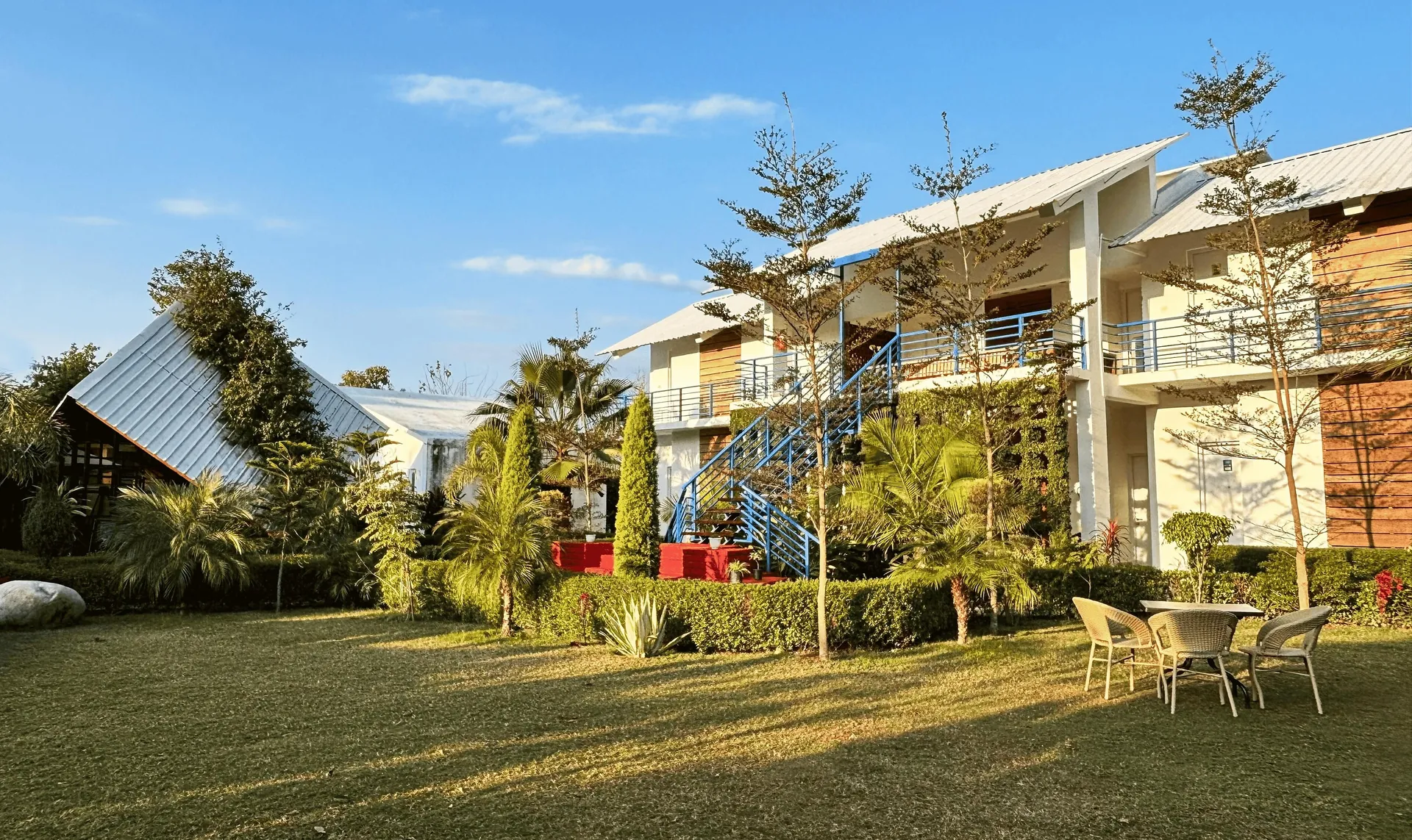 juSTa Lazy Haven, Corbett Garden