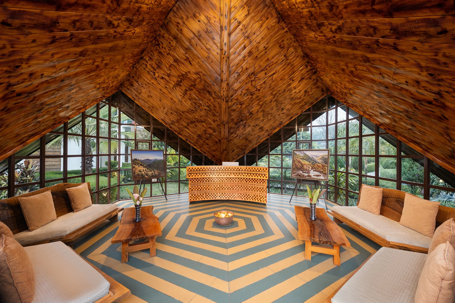 juSTa Lazy Haven, Corbett Reception