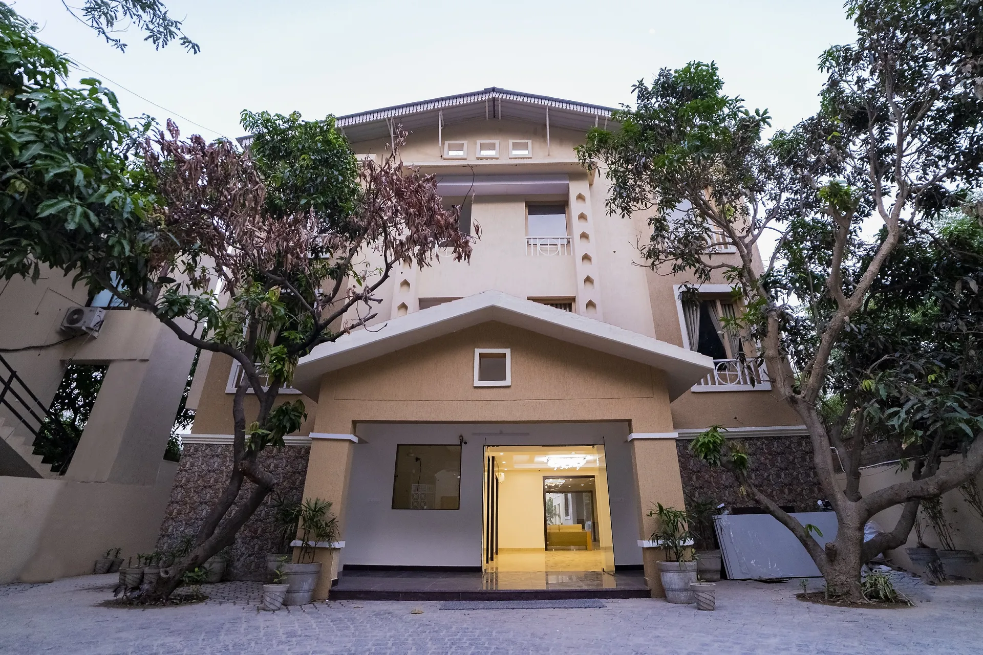 La Savanna by DL Hotels & Resorts Entrance