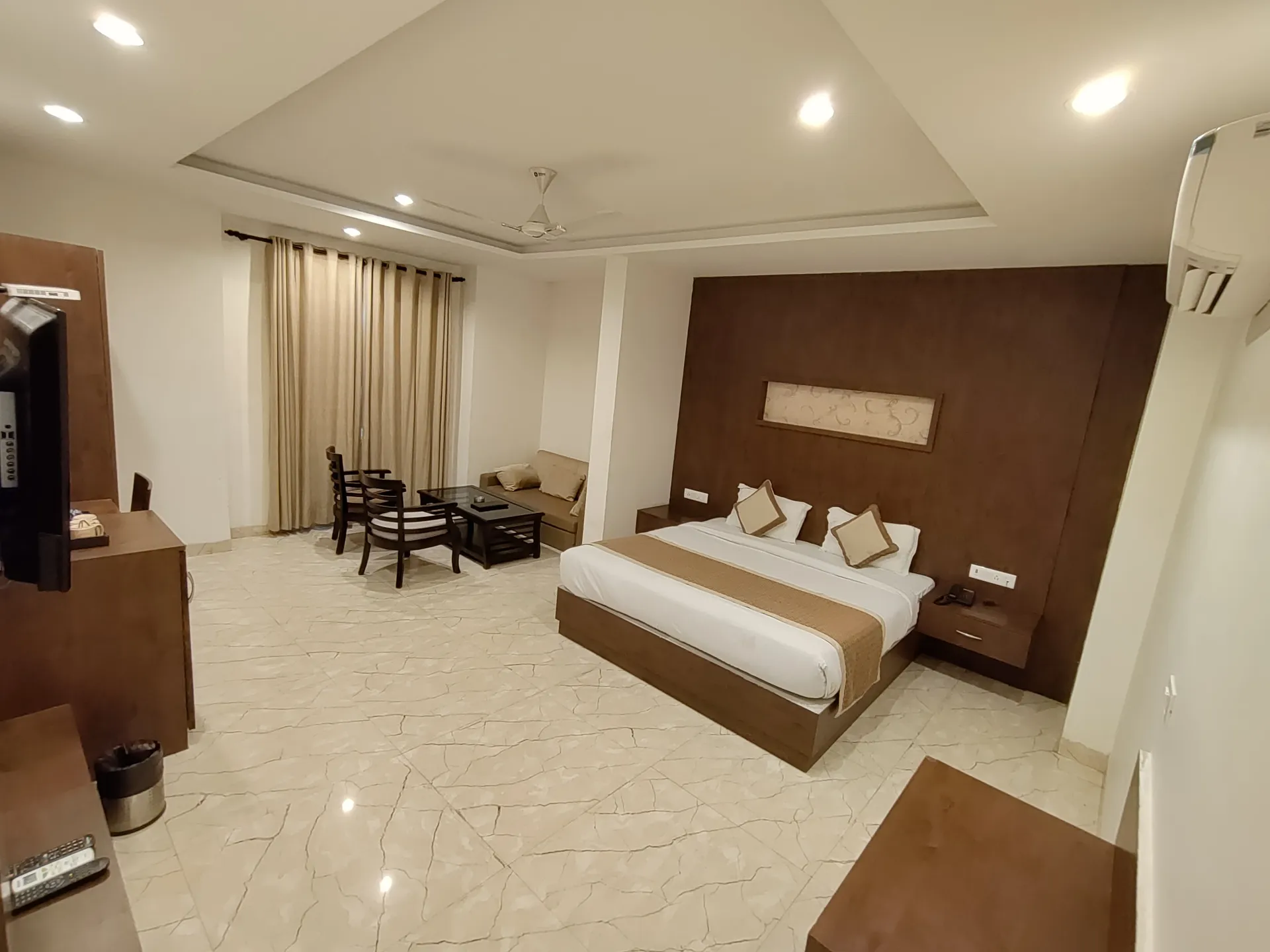 La Savanna by DL Hotels & Resorts Room