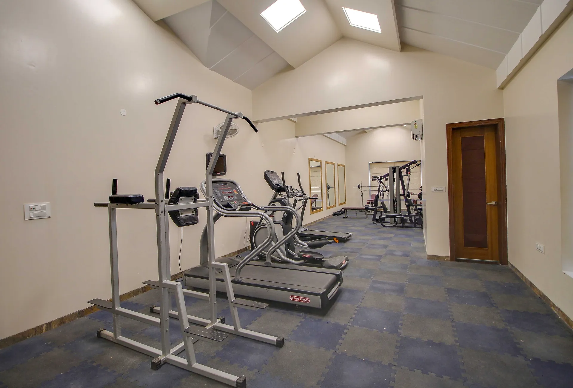 Maulik Mansion Resort Gym