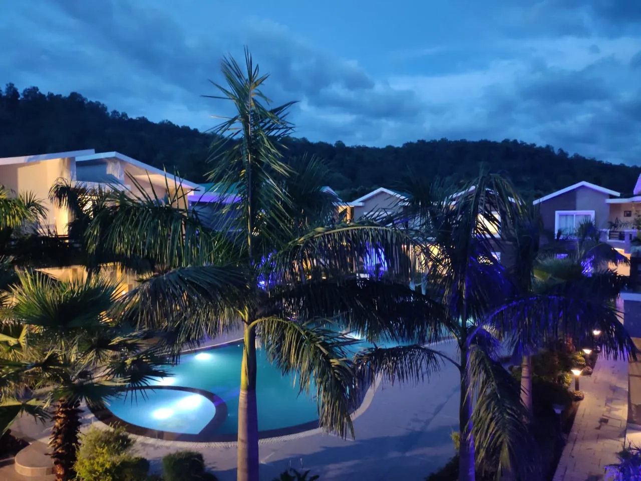 Maulik Mansion Resort Outdoors