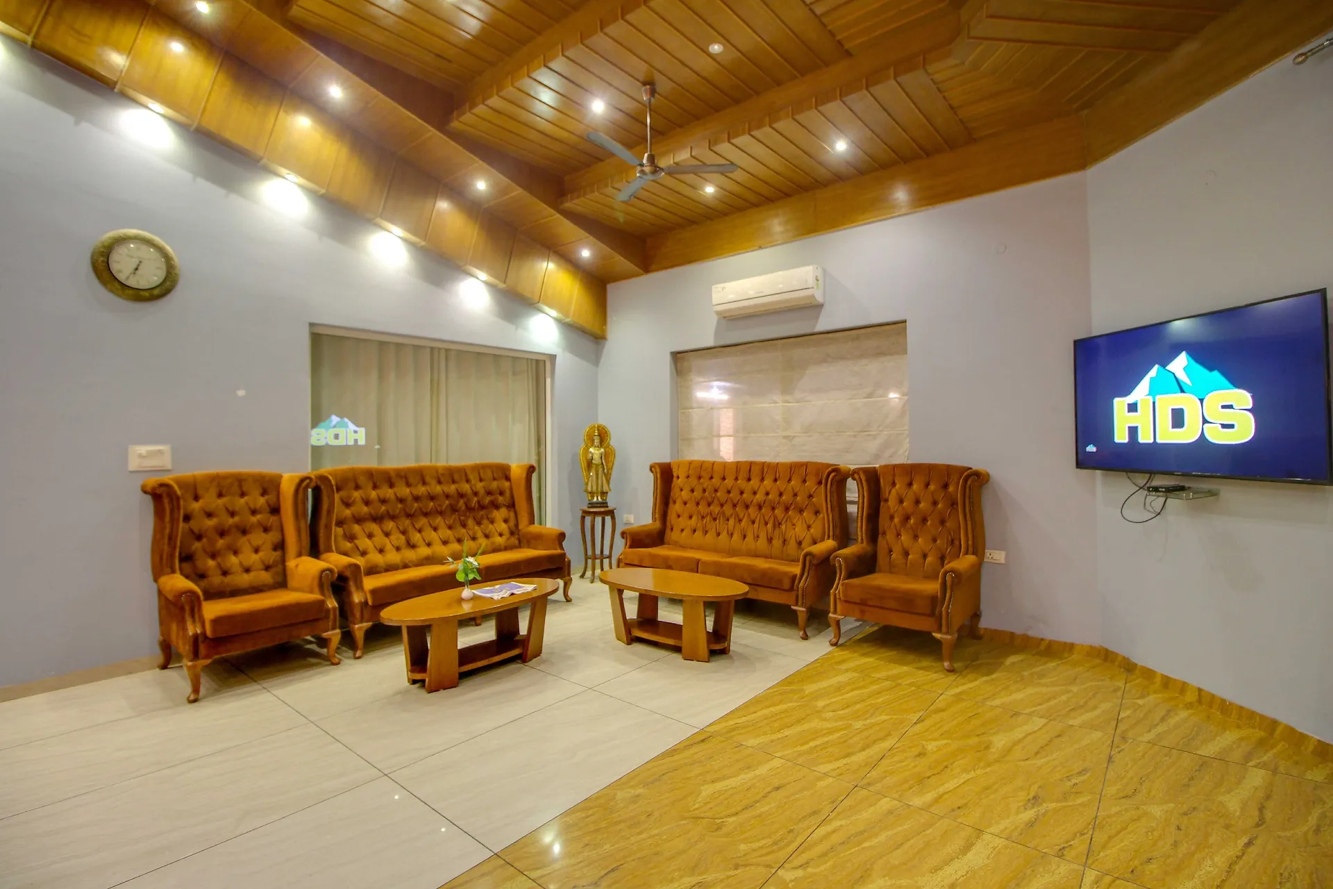 Maulik Mansion Resort Reception