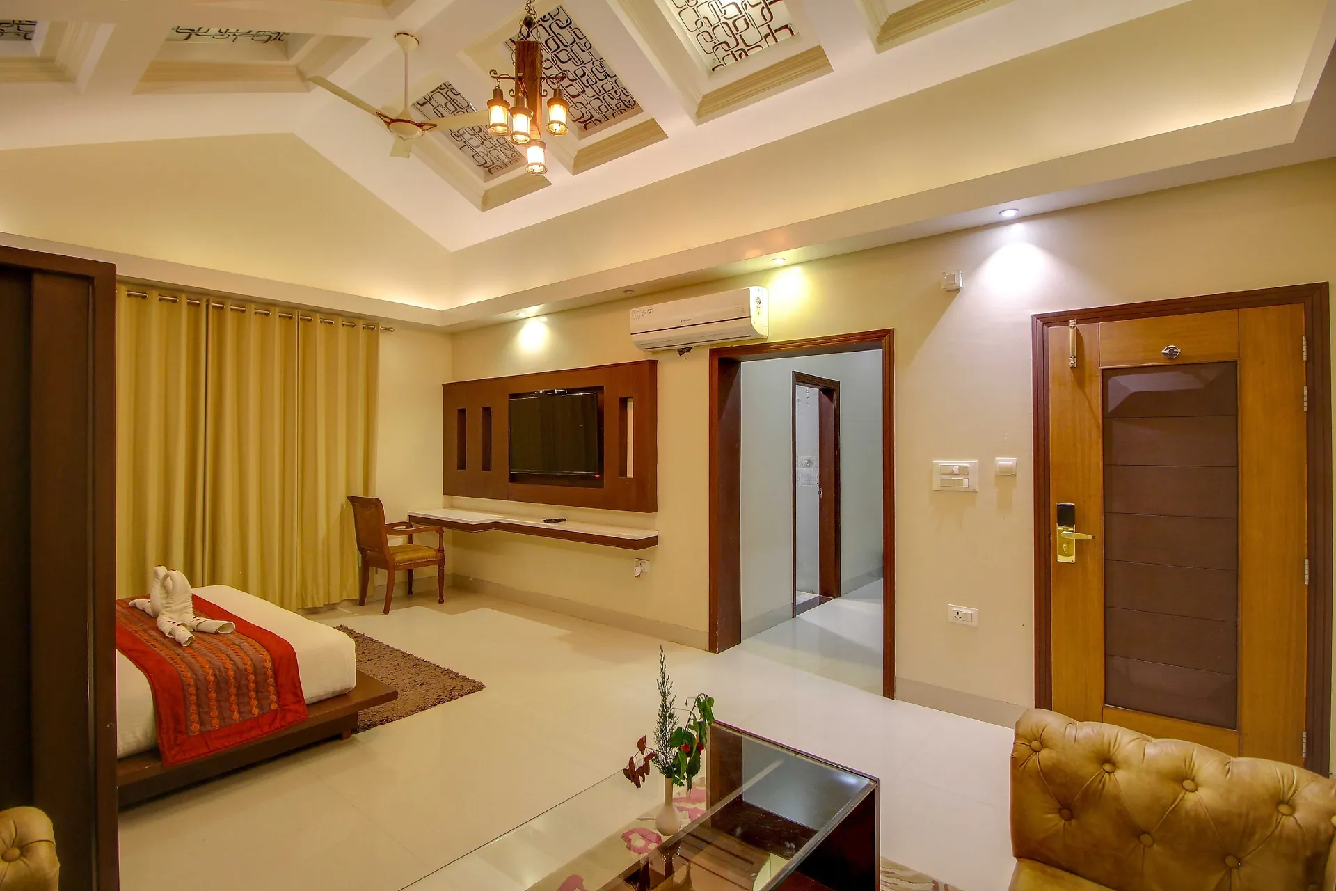 Maulik Mansion Resort Room