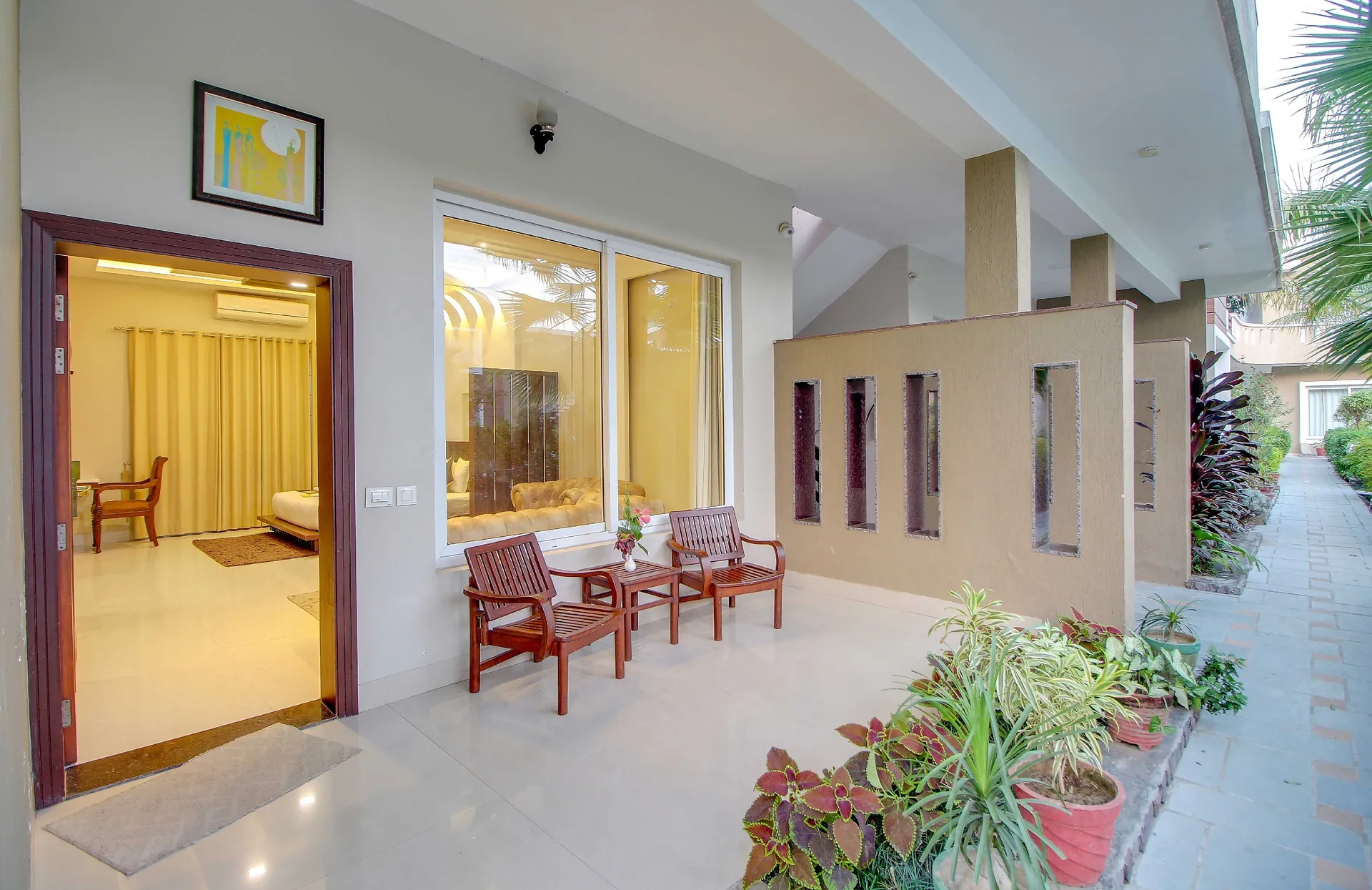 Maulik Mansion Resort Room