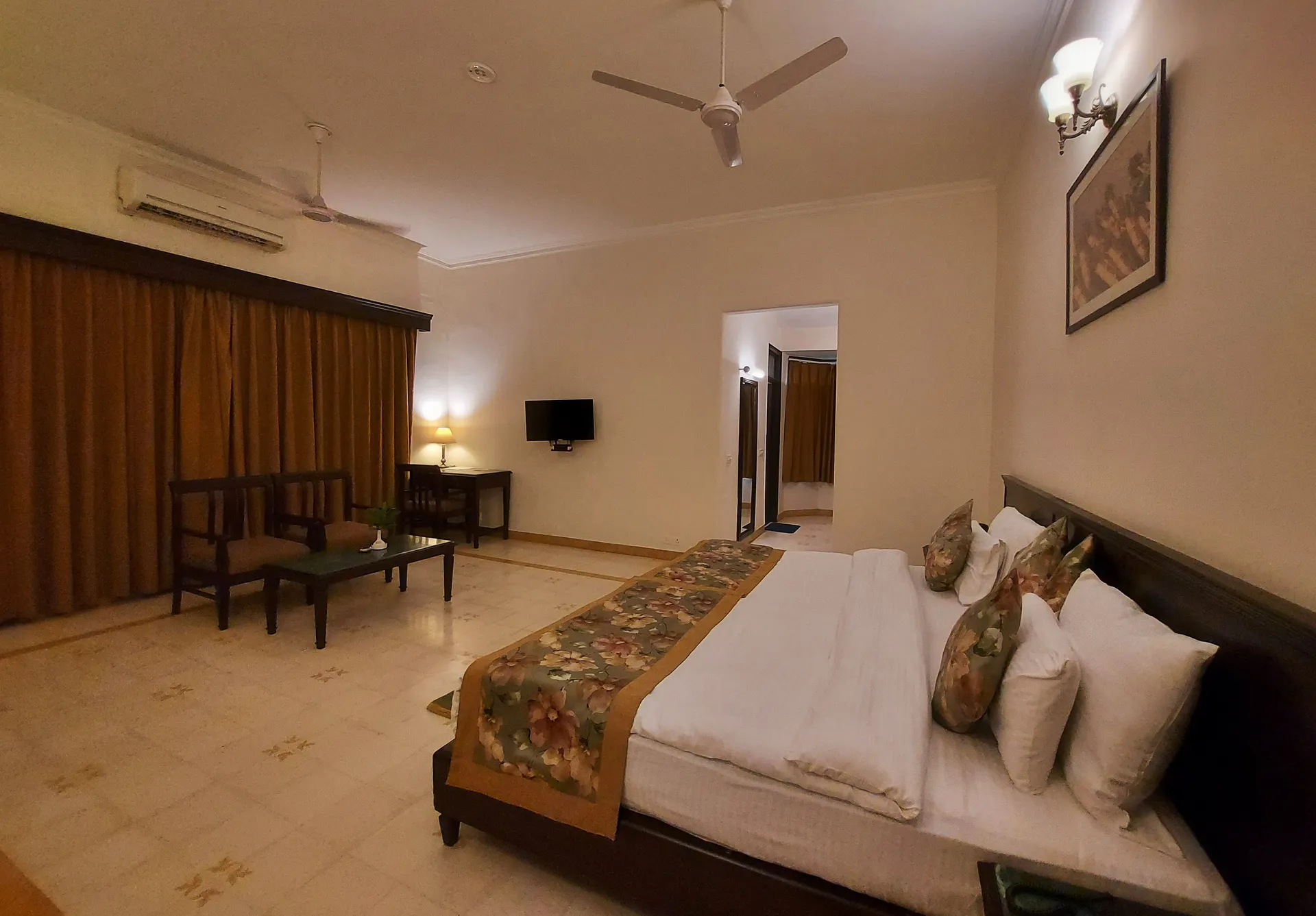 Nadiya Parao Resort Room