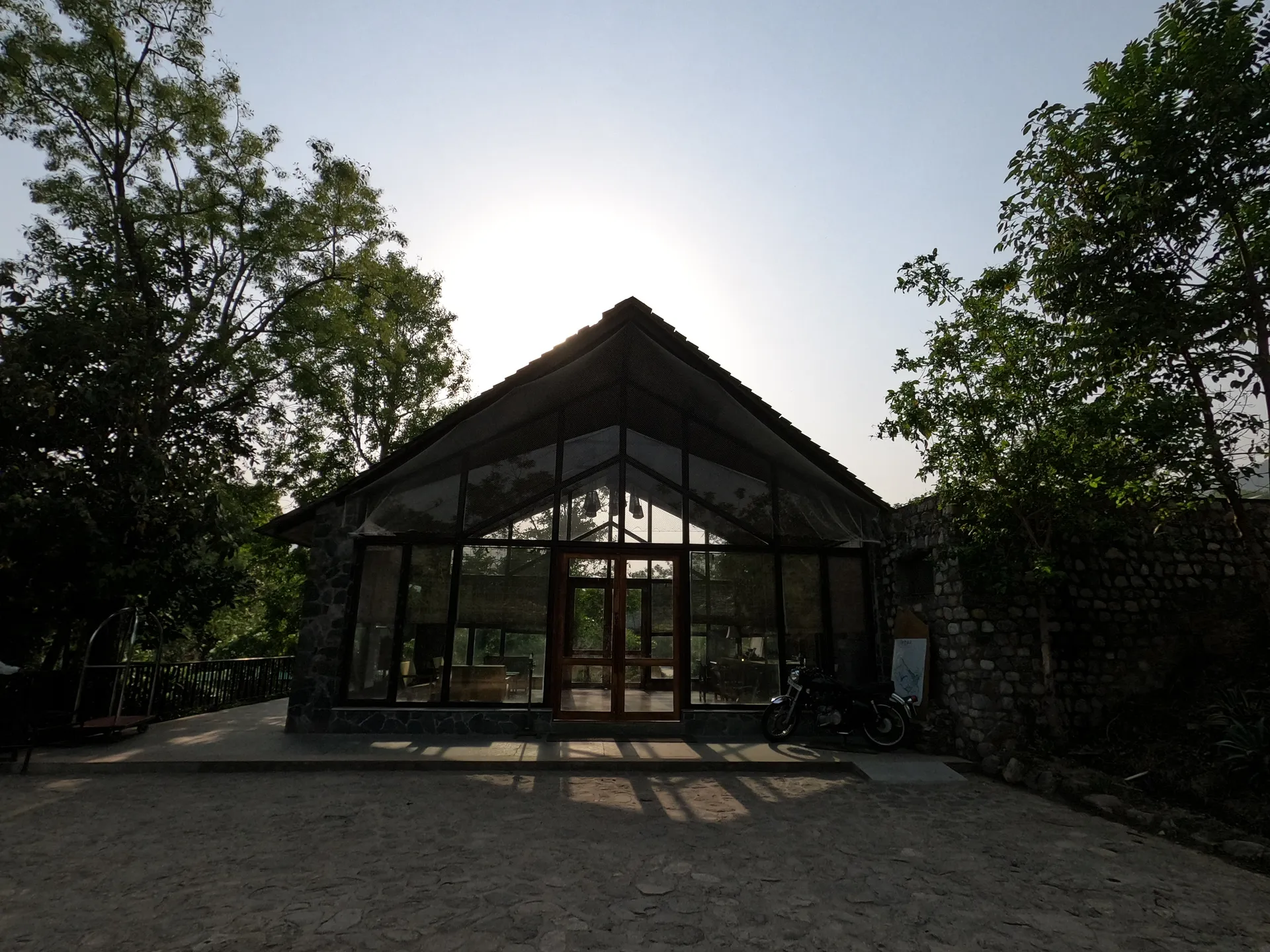 Saraca Resort & Spa Corbett Entrance