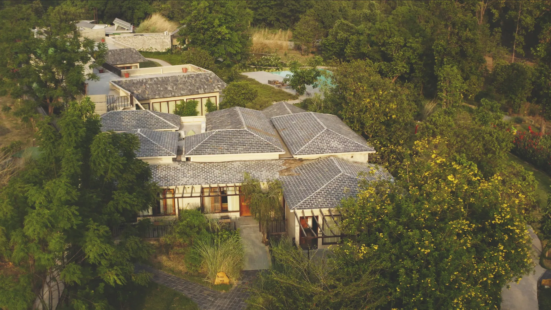 Saraca Resort & Spa Corbett Facade