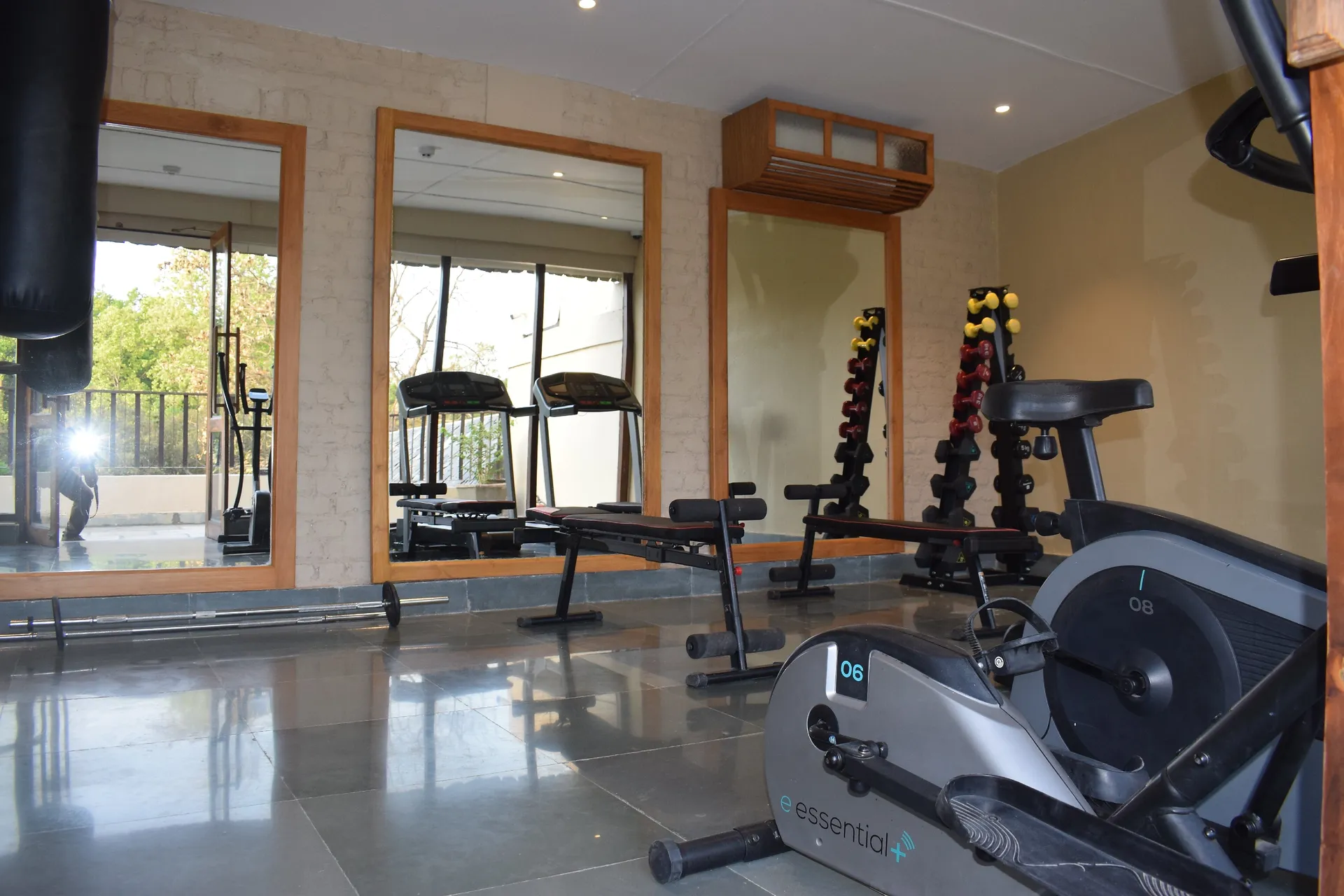 Saraca Resort & Spa Corbett Gym