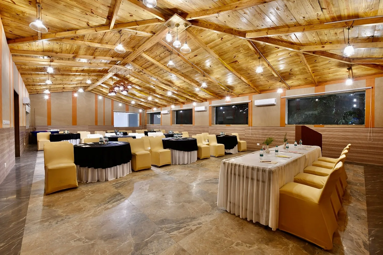 Tarangi Resort & Spa- A River Access Property Conference Room