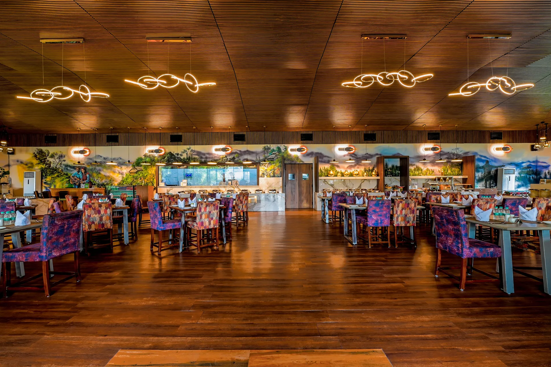 Tarangi Resort & Spa- A River Access Property Restaurant