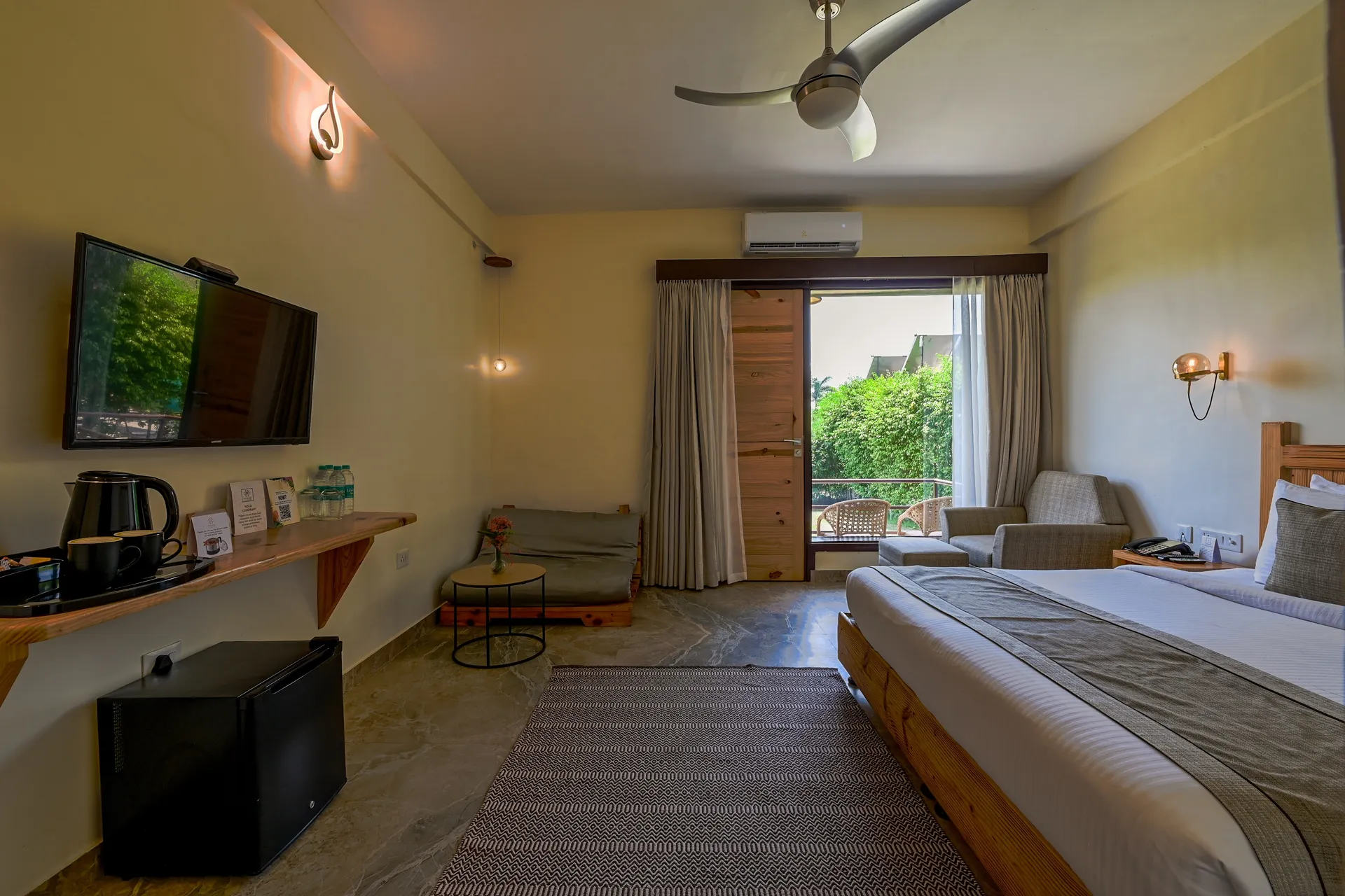 Tarangi Resort & Spa- A River Access Property Room