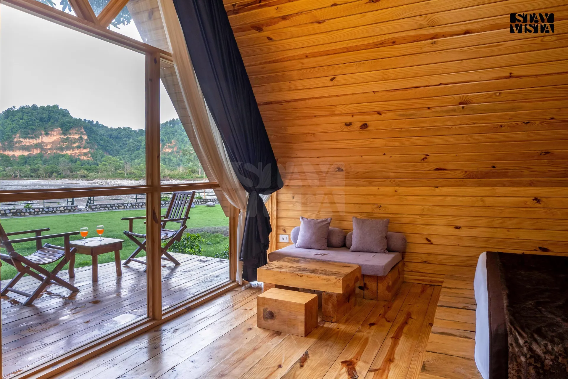 Tarangi Resort & Spa- A River Access Property Room