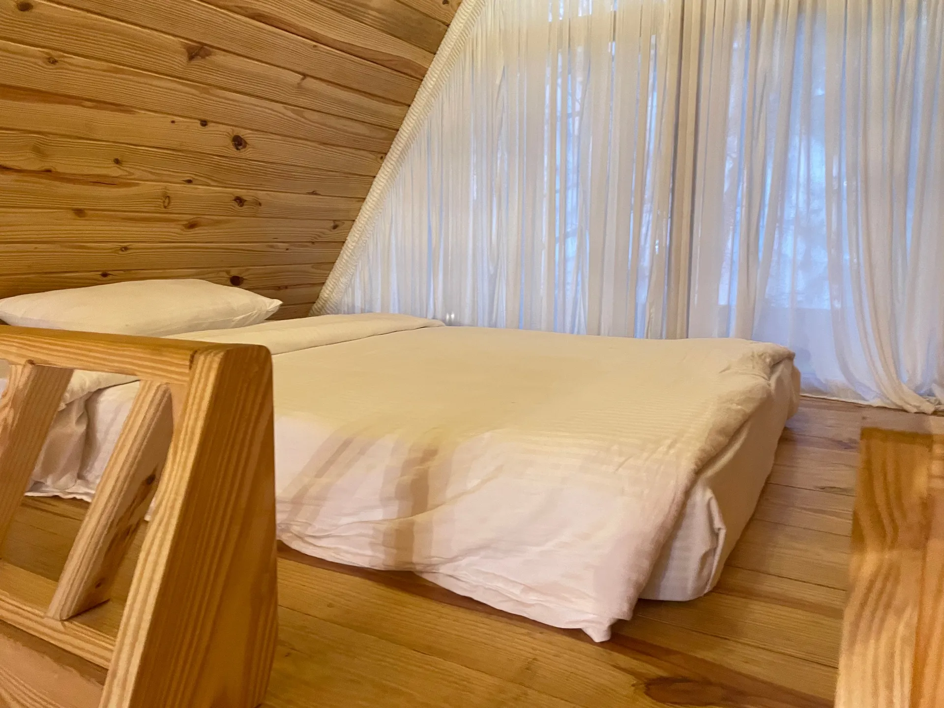 Tarangi Resort & Spa- A River Access Property Room