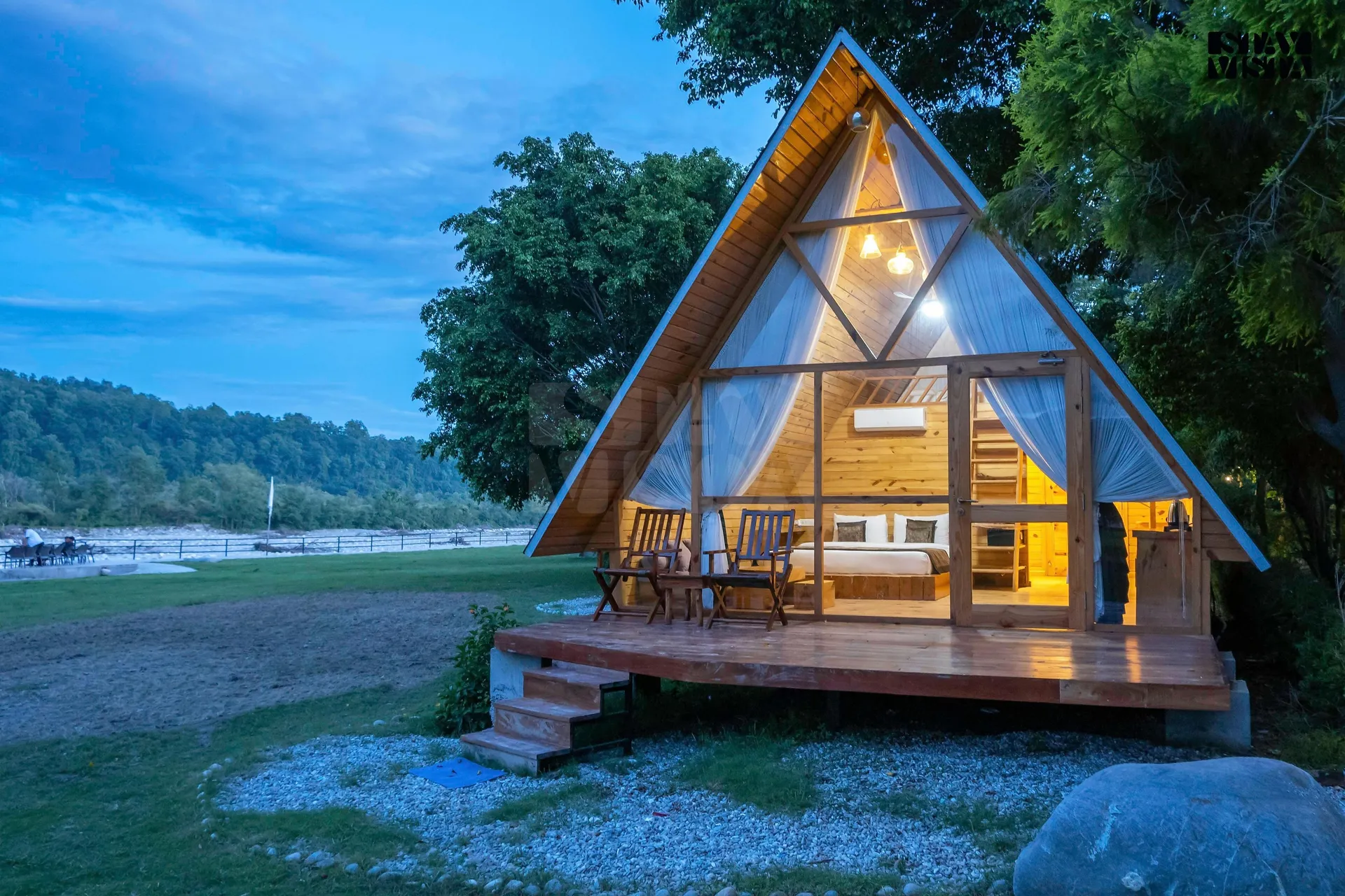 Tarangi Resort & Spa- A River Access Property Room