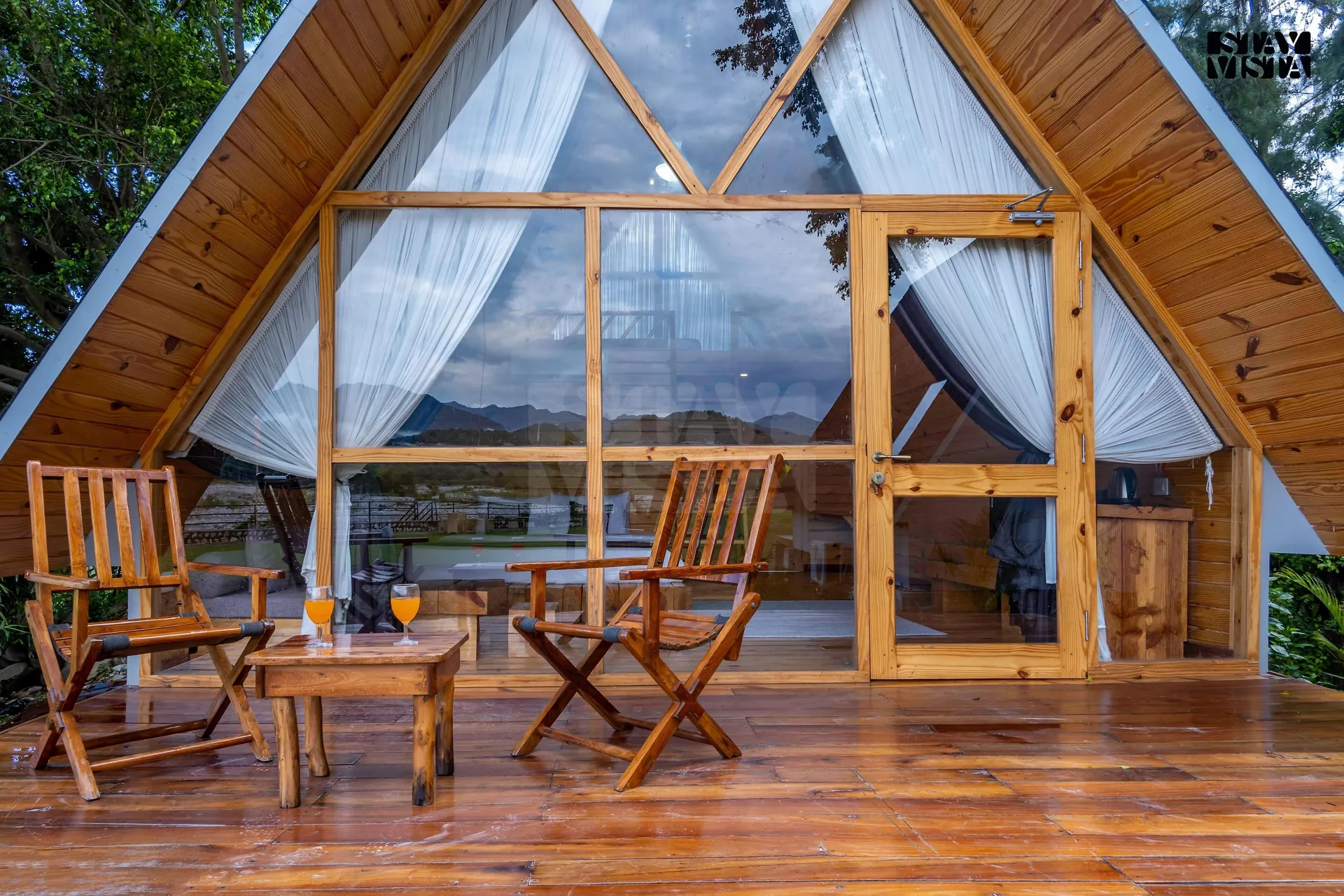 Tarangi Resort & Spa- A River Access Property Room