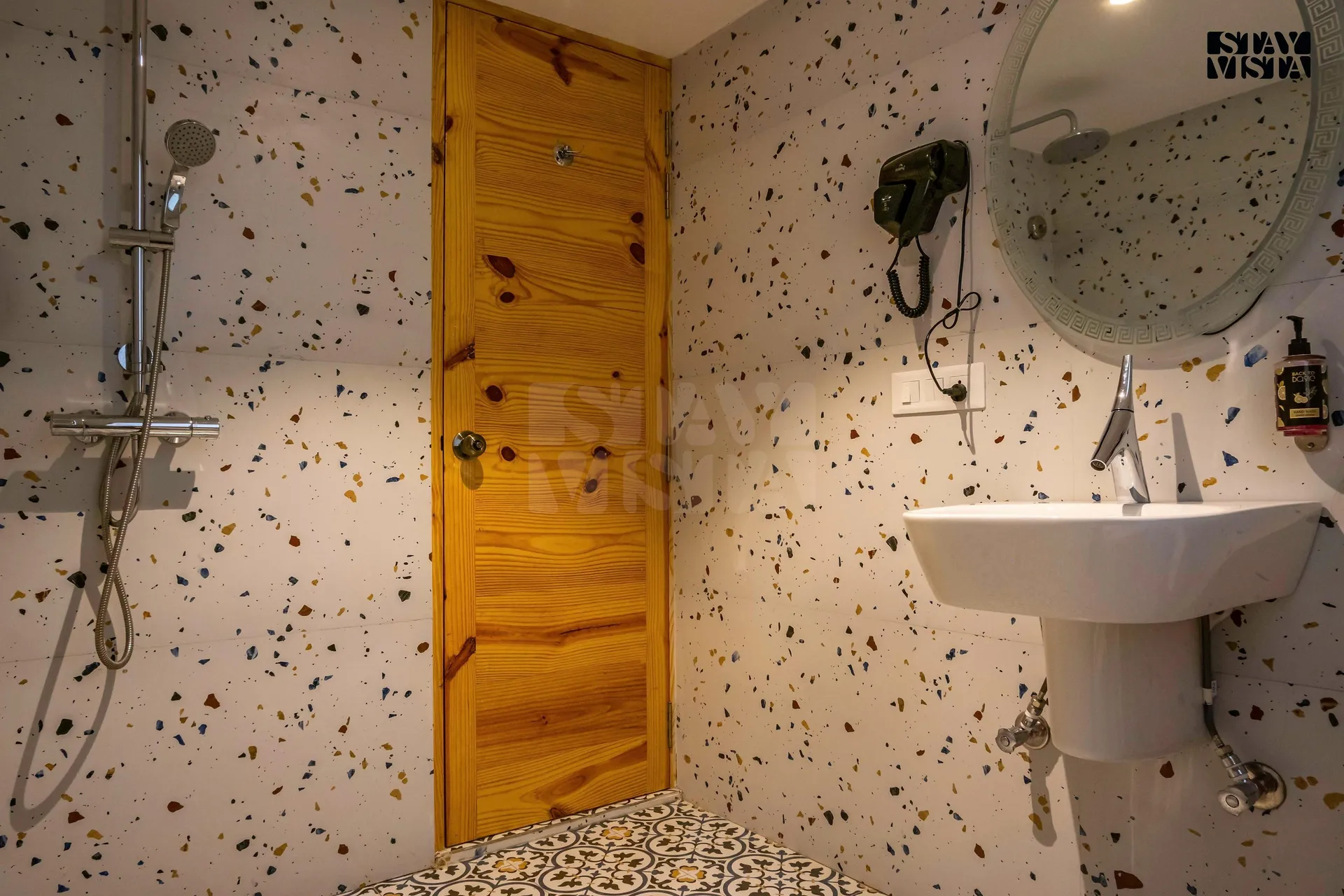 Tarangi Resort & Spa- A River Access Property Room