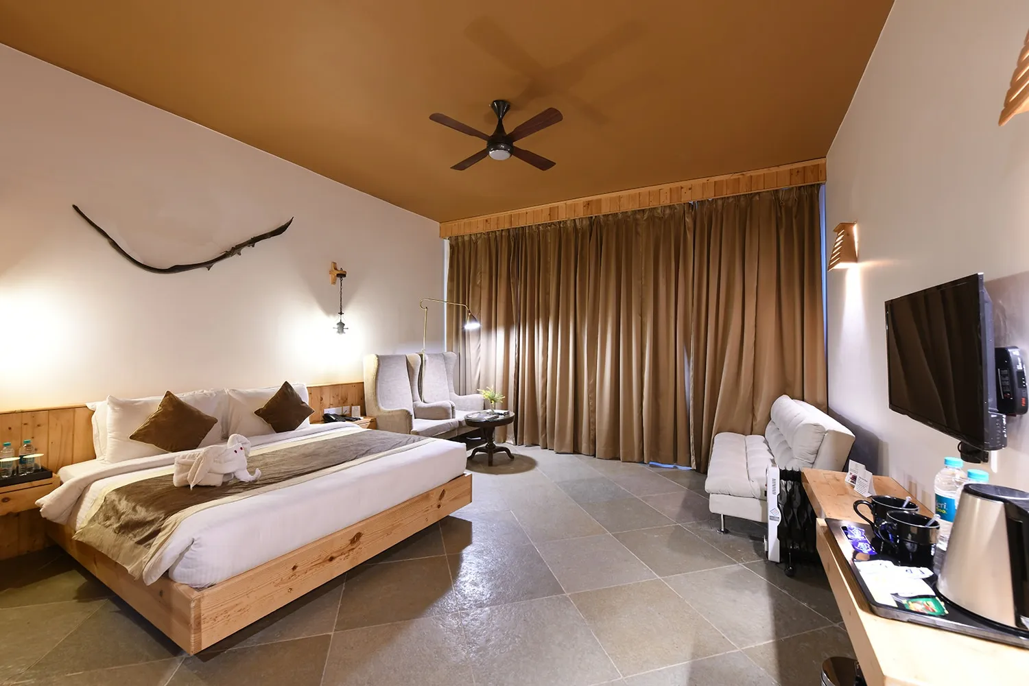 Tarangi Resort & Spa- A River Access Property Room