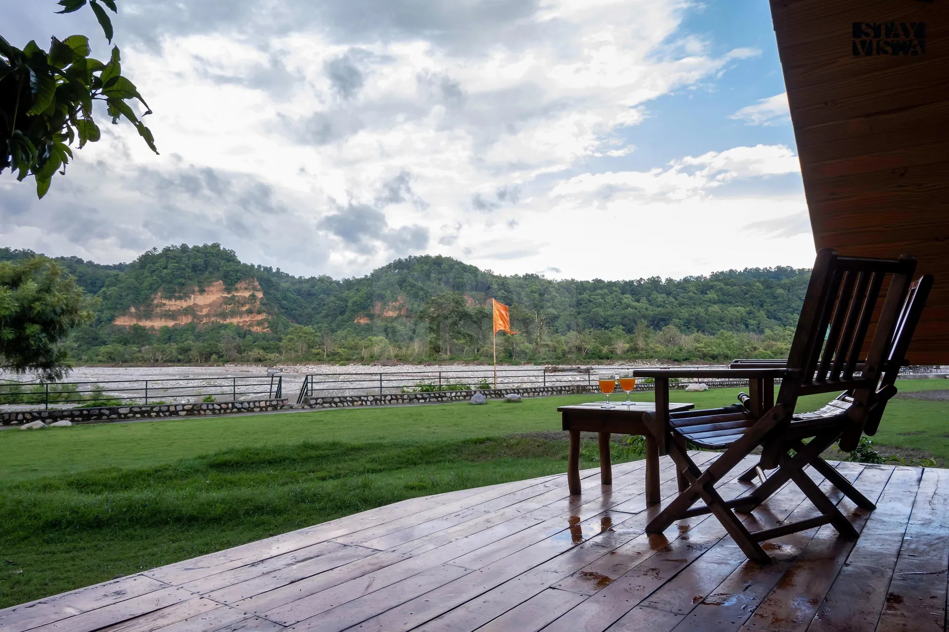 Tarangi Resort & Spa- A River Access Property Room