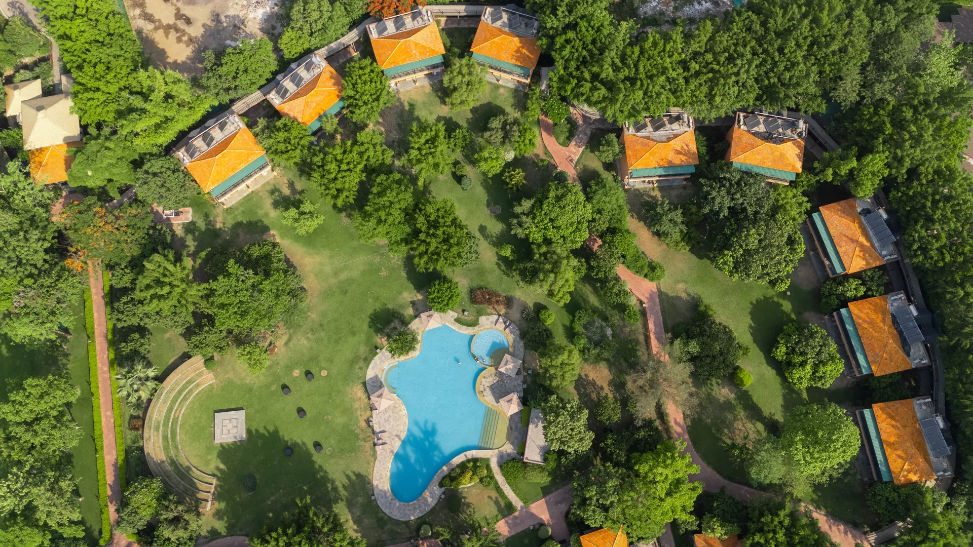 Tarangi Resort & Spa- A River Access Property Swimming Pool