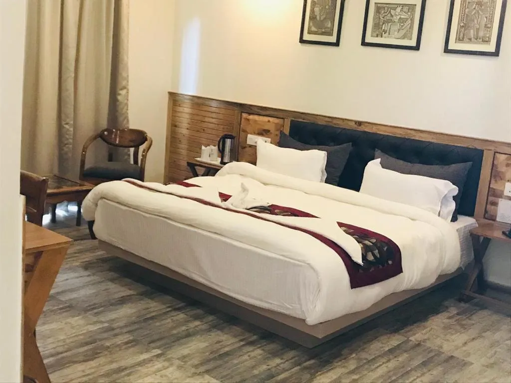 The Tiger Groove Room